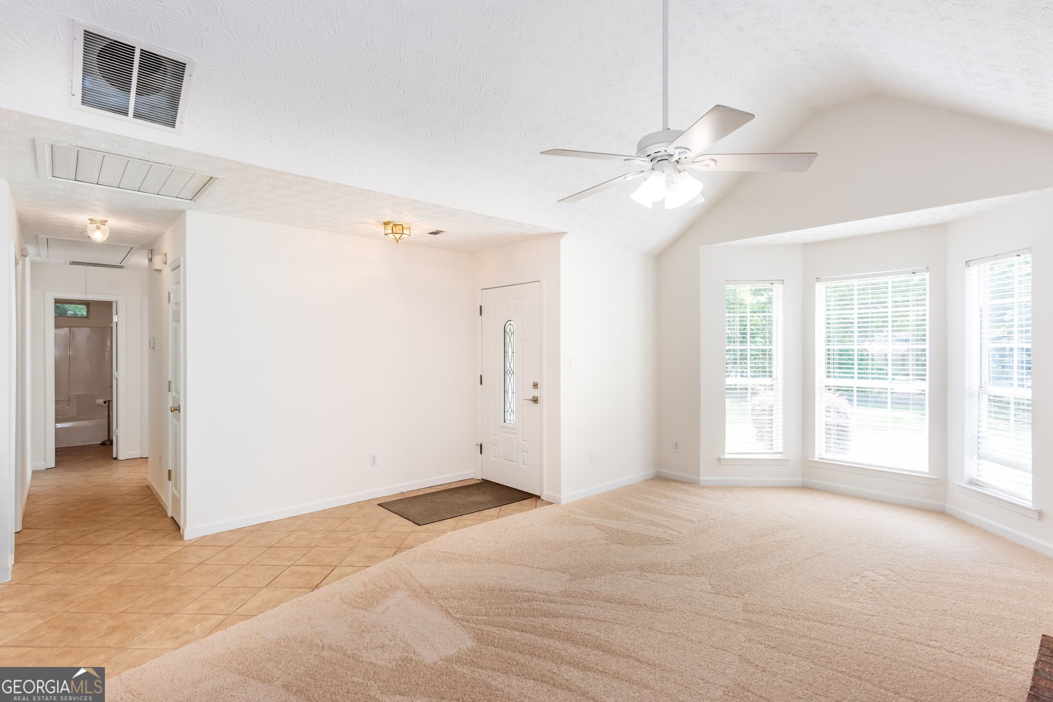 3 bedroom, 2 bathroom, 1,318 sq ft single family residence for rent at 289 Marsha Way, Sharpsburg, GA 30277 for $2,200 a month — photo 7