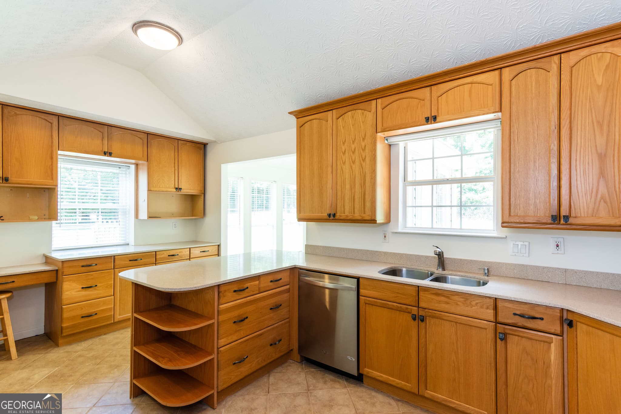 3 bedroom, 2 bathroom, 1,318 sq ft single family residence for rent at 289 Marsha Way, Sharpsburg, GA 30277 for $2,200 a month — photo 9
