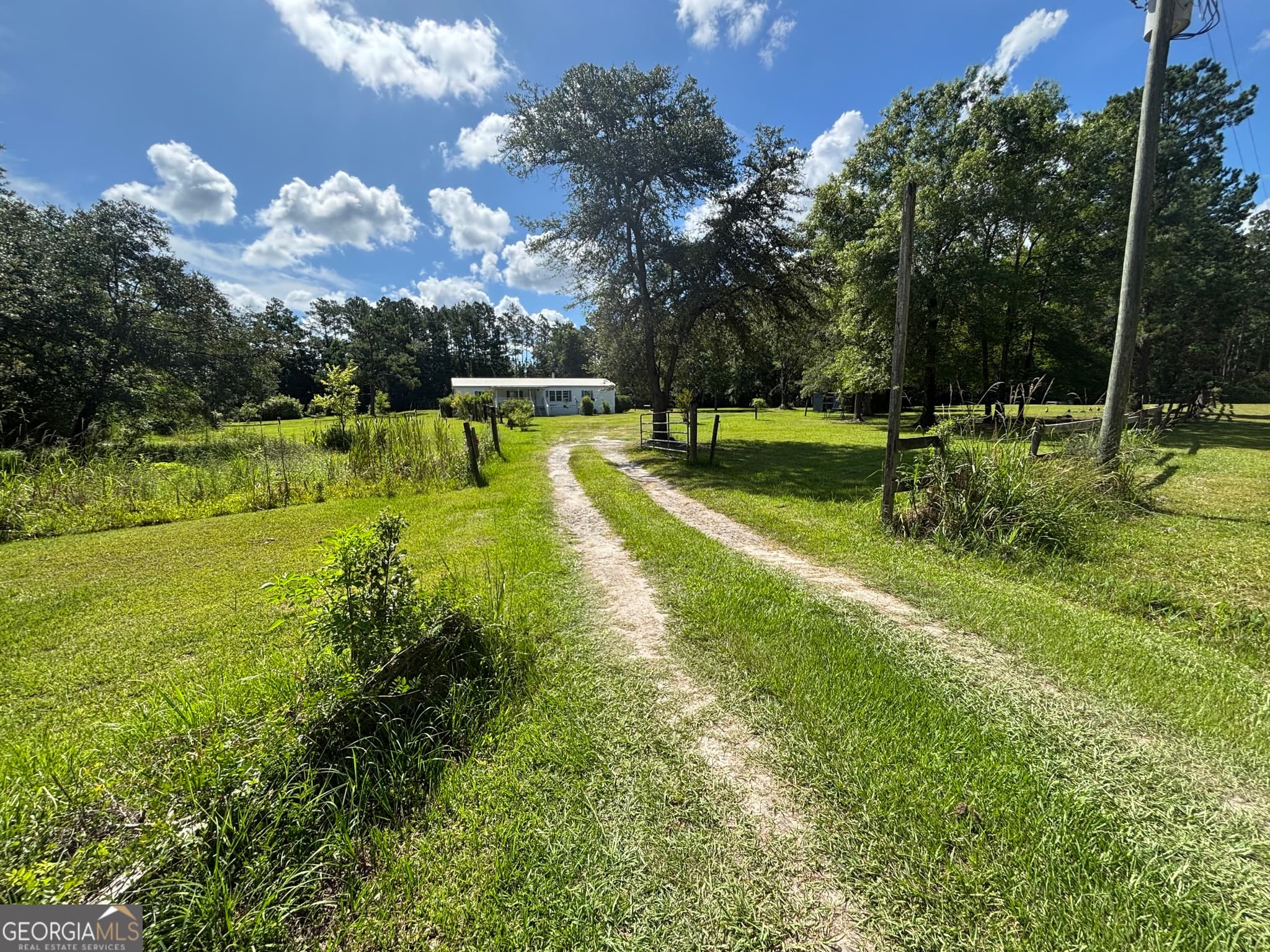 477 Thrift Road, Woodbine, GA 31569 — most recent listing photo