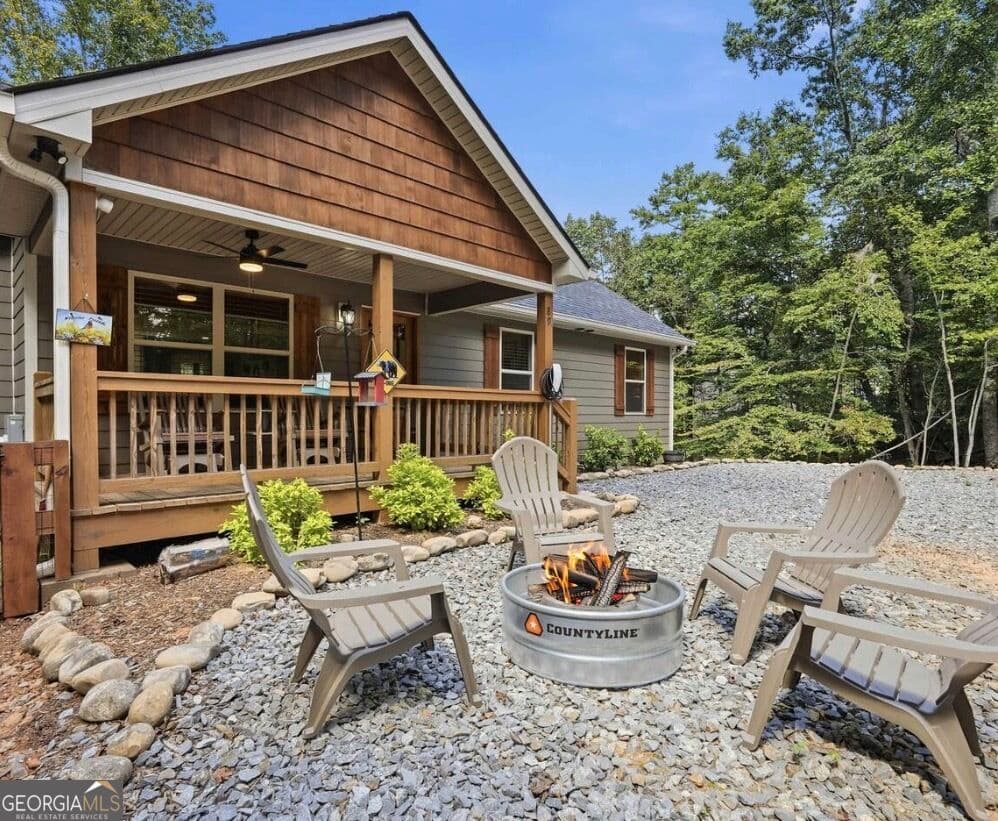 3 bedroom, 2 bathroom, 1,700 sq ft cabin,single family residence for sale at 89 Pamela Court, Ellijay, GA 30540 — photo 2