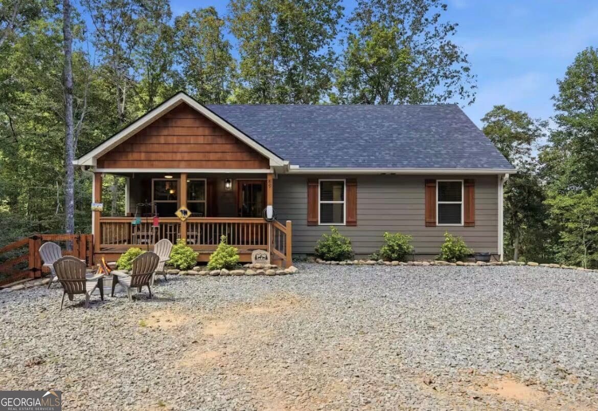 3 bedroom, 2 bathroom, 1,700 sq ft cabin,single family residence for sale at 89 Pamela Court, Ellijay, GA 30540 — photo 1 of 27