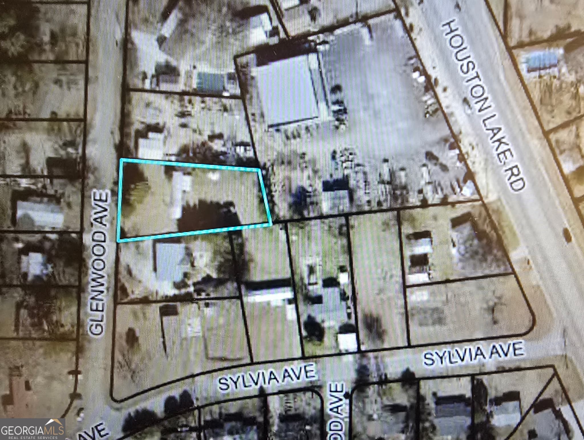 1 bedroom, 1 bathroom single family residence sold at 108 Glenwood Avenue, Warner Robins, GA 31088