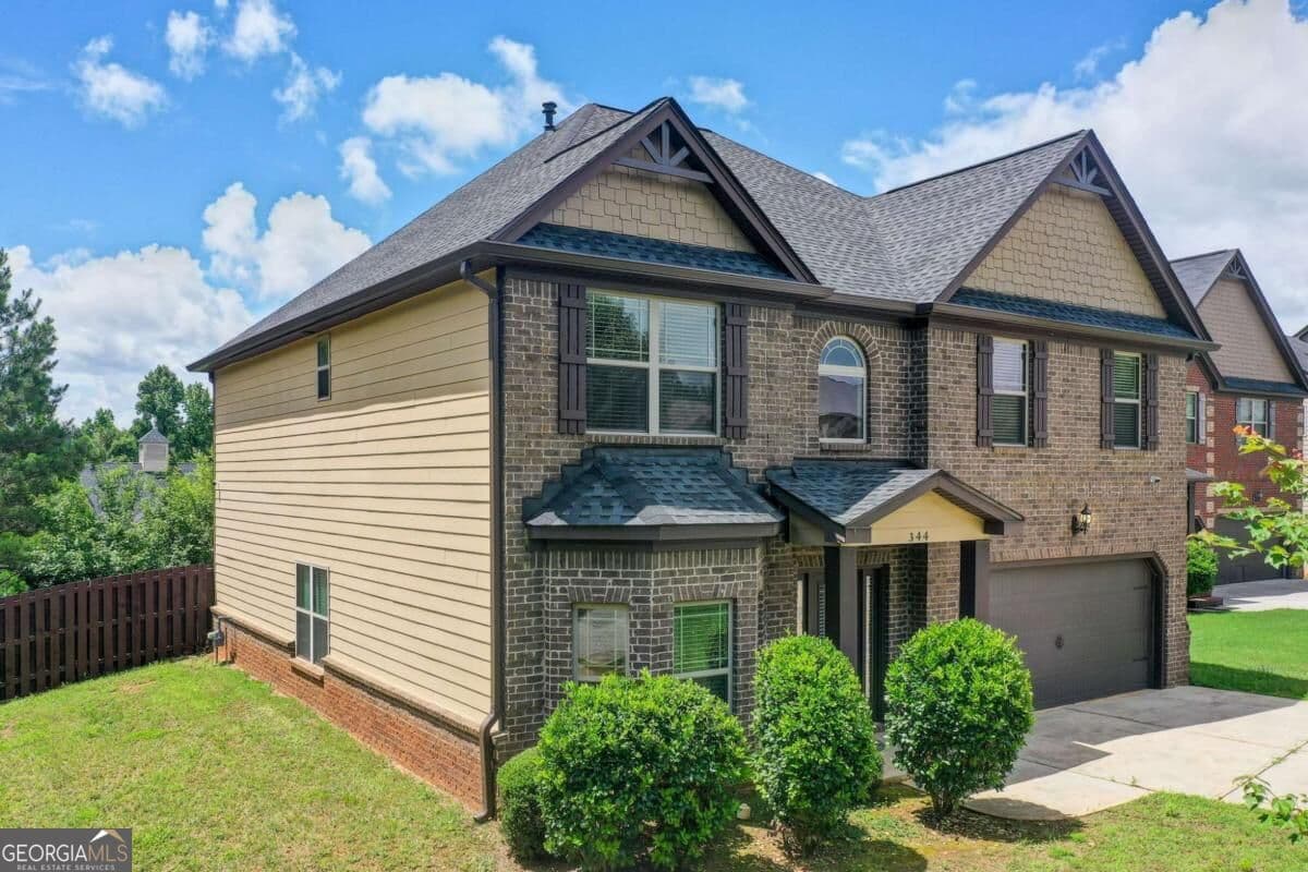 4 bedroom, 2.5 bathroom, 2,698 sq ft single family residence for sale at 344 Mango Court, Mcdonough, GA 30253 — photo 2