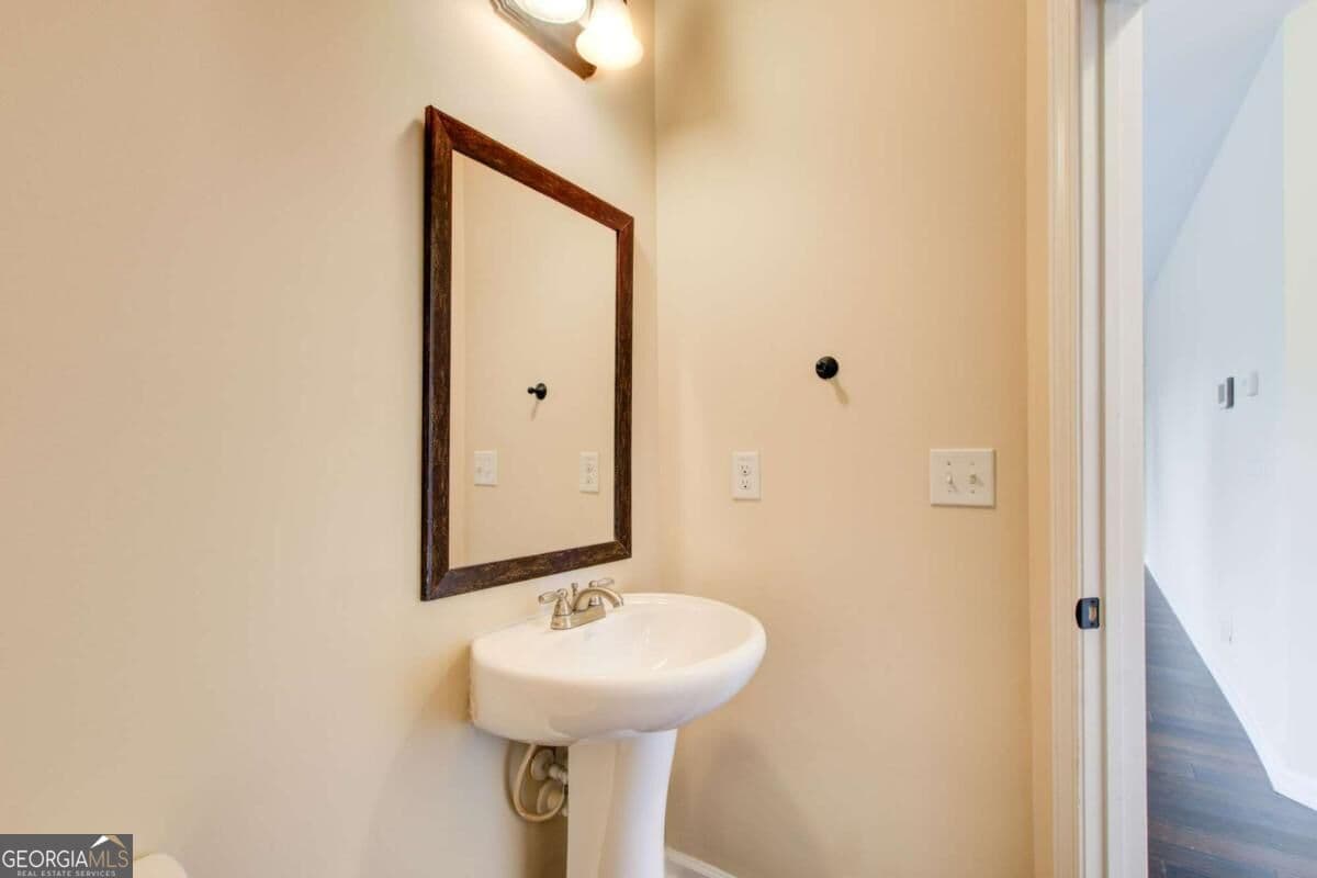 4 bedroom, 2.5 bathroom, 2,698 sq ft single family residence for sale at 344 Mango Court, Mcdonough, GA 30253 — photo 9