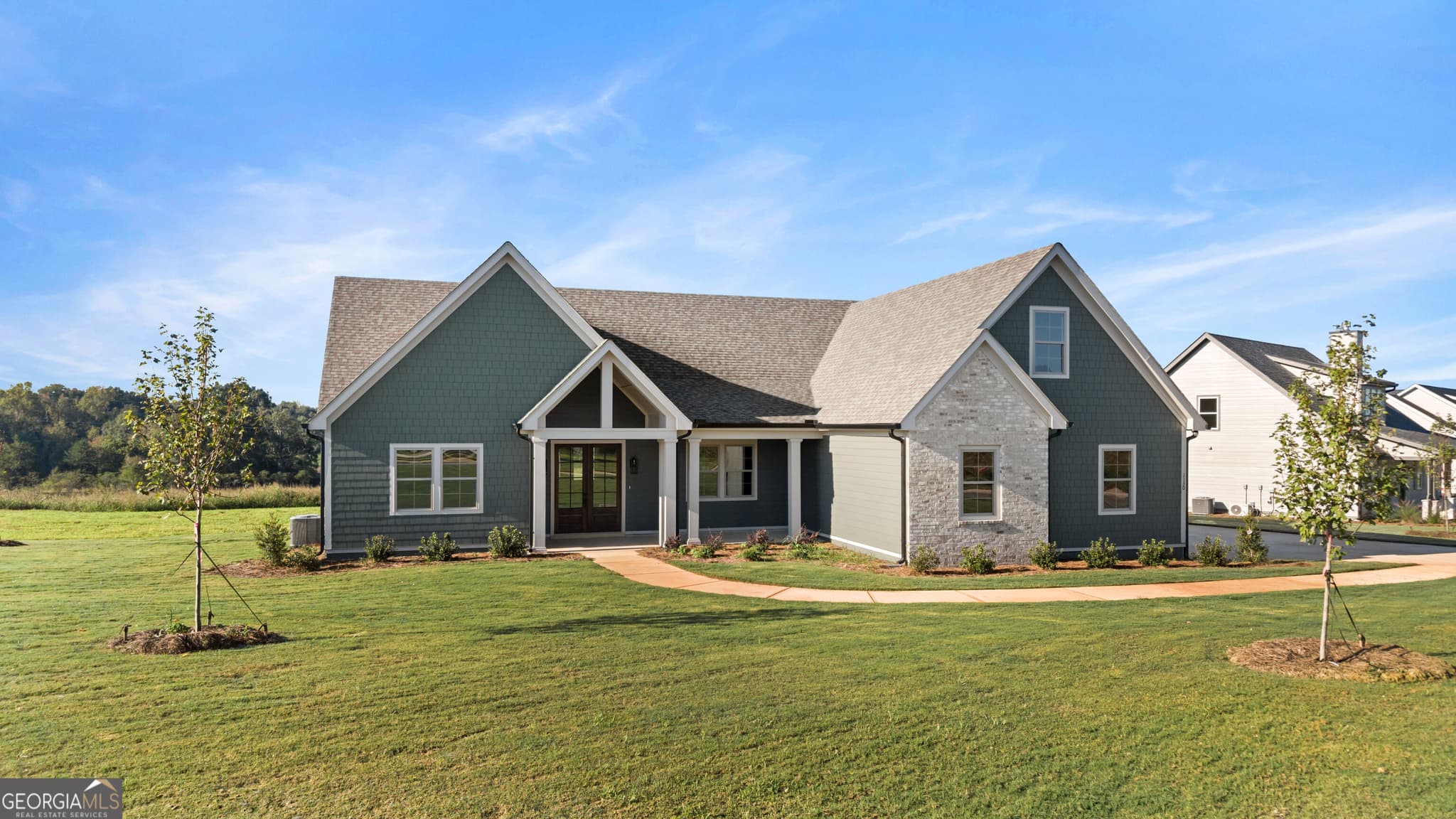 4 bedroom, 2.5 bathroom, 2,785 sq ft single family residence for sale at 1130 Madison Hills Drive, Madison, GA 30650 — photo 2
