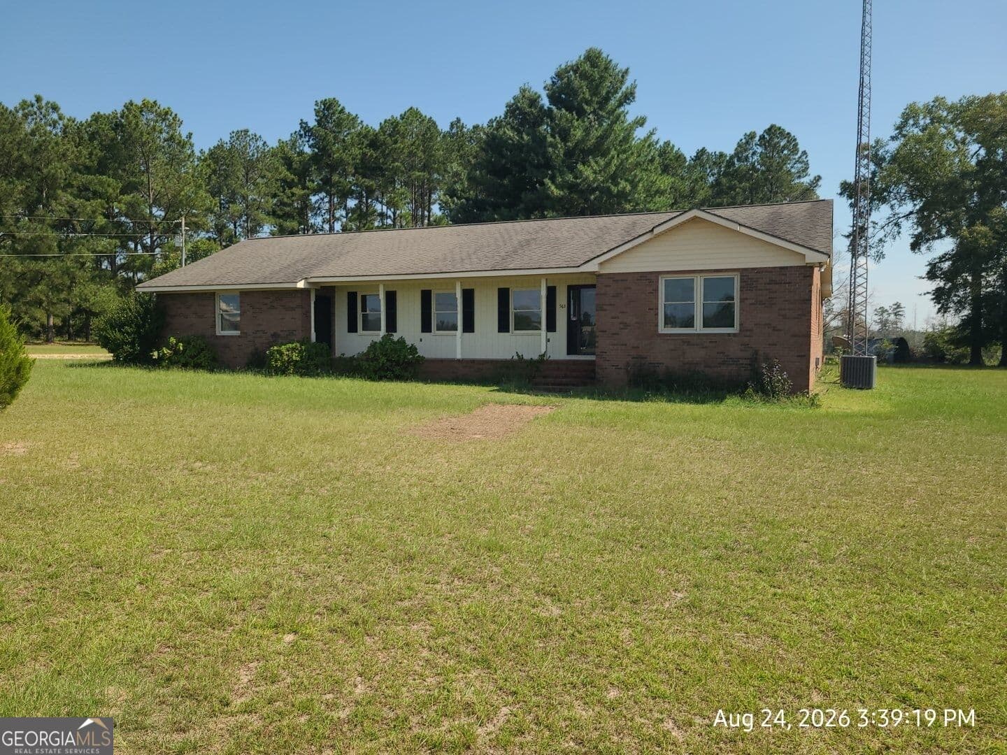 3 bedroom, 2 bathroom single family residence for rent at 563 Pinehill Road, Dublin, GA 31021 for $2,100 a month — photo 4
