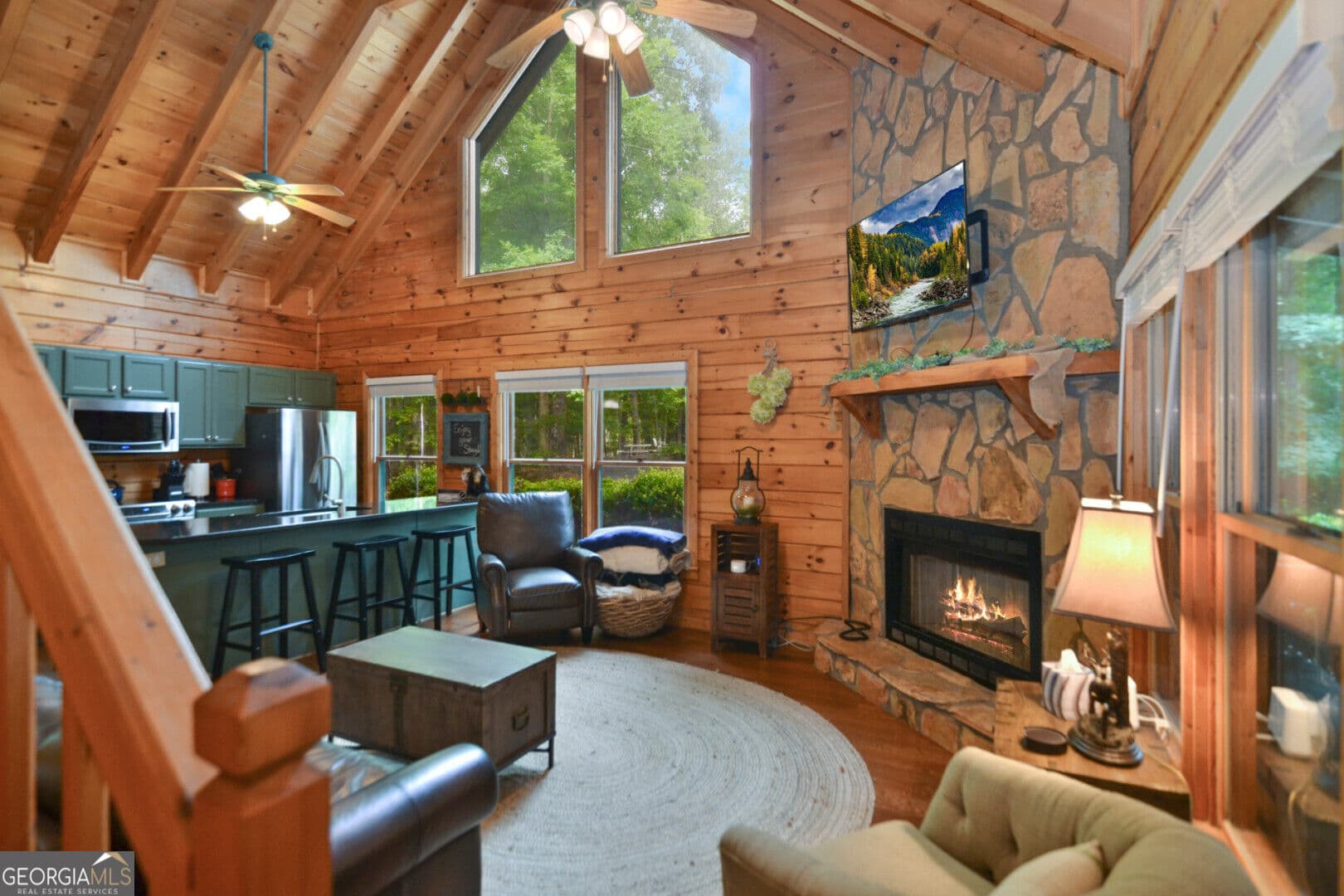 3 bedroom, 3 bathroom, 1,684 sq ft cabin,single family residence for sale at 145 Lake Ridge Drive, Blue Ridge, GA 30513 — photo 10