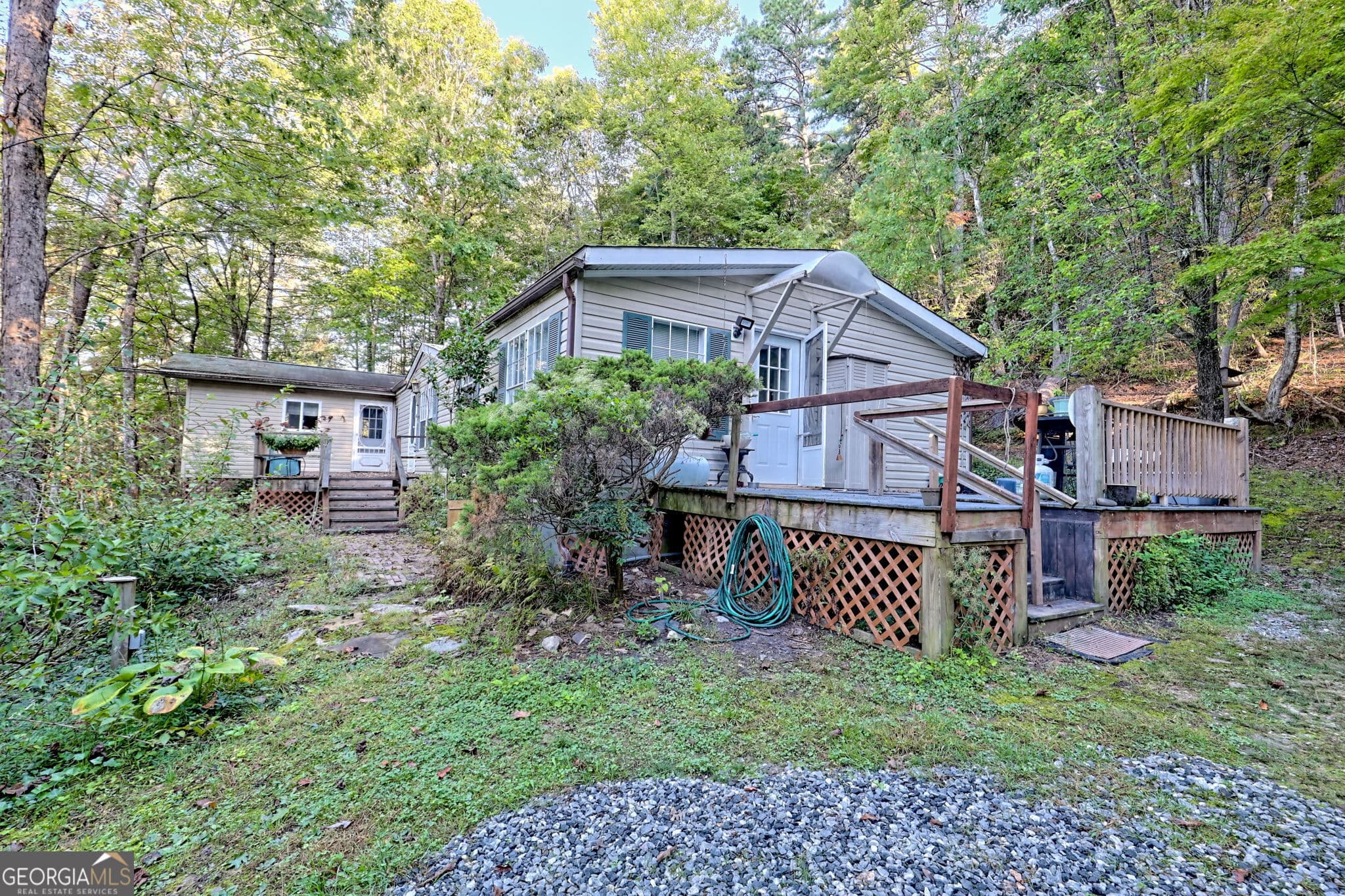 3 bedroom, 2.5 bathroom, 1,642 sq ft manufactured home,single family residence for sale at 11 Copperhead Lane, Clayton, GA 30525 — photo 2