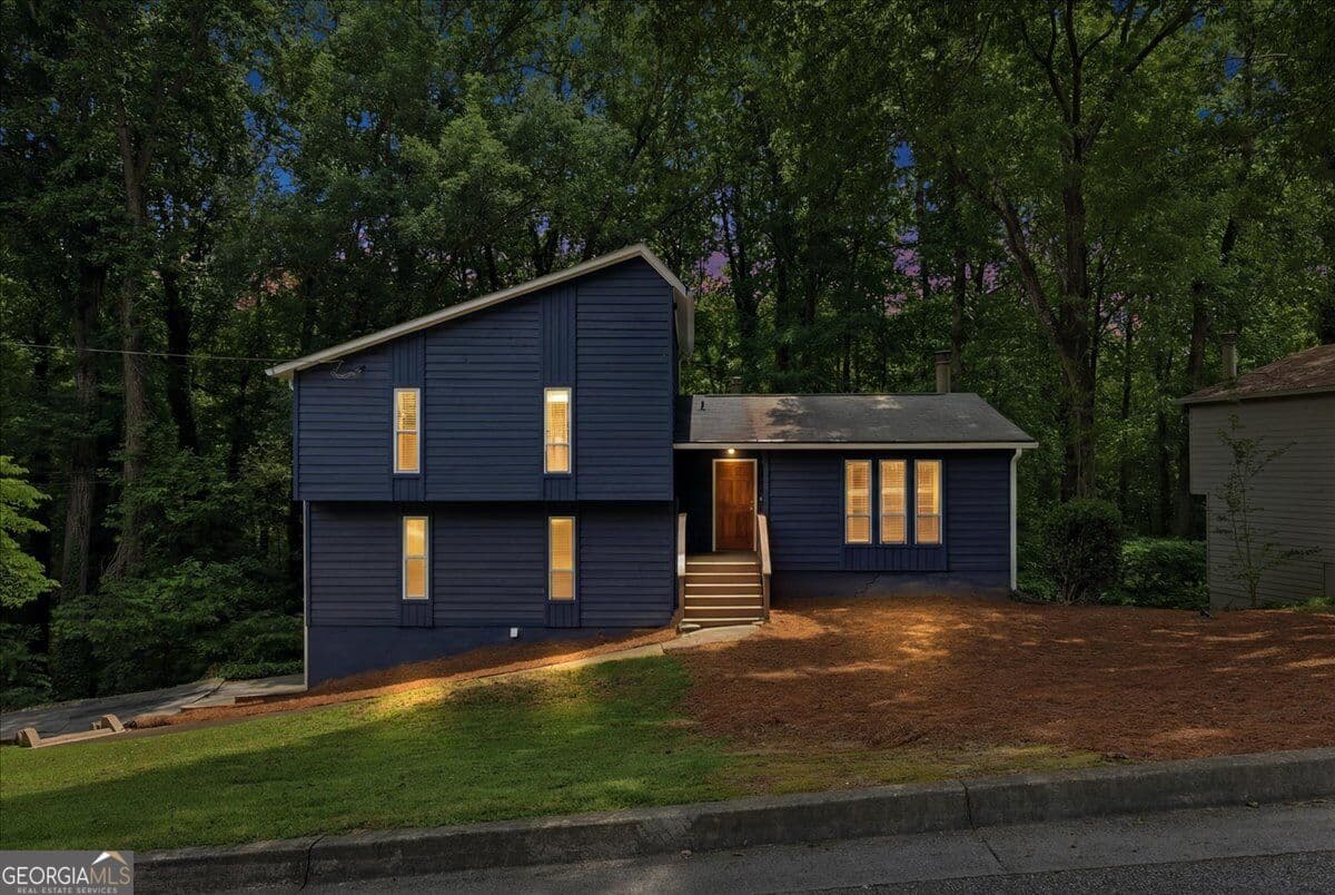 4 bedroom, 2.5 bathroom single family residence for sale at 5005 Green Forest Plwy, Smyrna, GA 30082 — photo 1 of 52