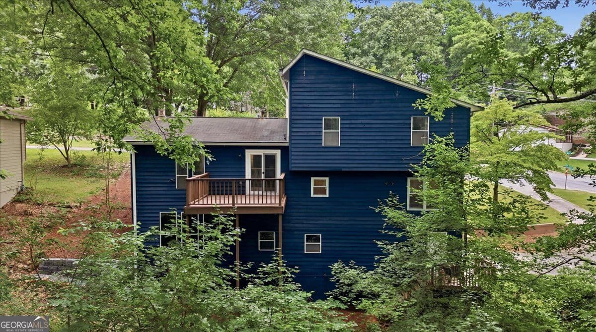 4 bedroom, 2.5 bathroom single family residence for sale at 5005 Green Forest Plwy, Smyrna, GA 30082 — photo 5
