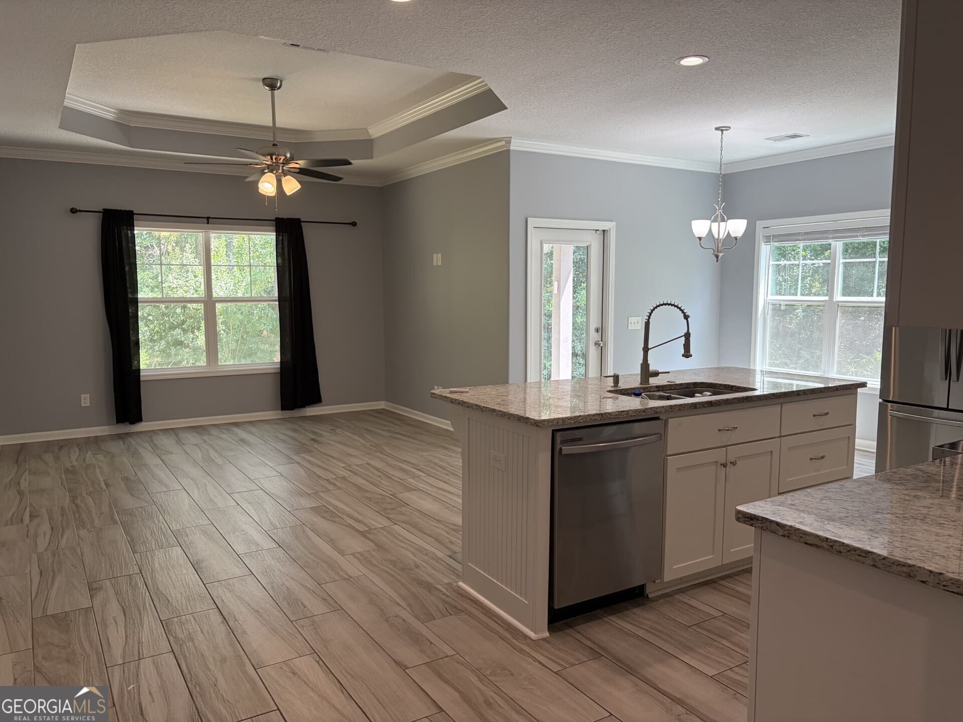 3 bedroom, 2 bathroom, 1,535 sq ft single family residence for sale at 325 Gary Circle, St. Marys, GA 31558 — photo 4