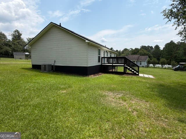 3 bedroom, 2 bathroom, 1,344 sq ft single family residence for sale at 365 Skyline Boulevard, Lyons, GA 30436 — photo 5