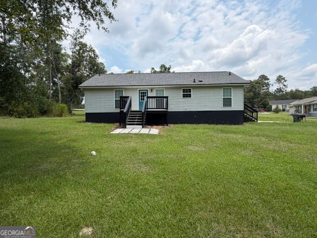 3 bedroom, 2 bathroom, 1,344 sq ft single family residence for sale at 365 Skyline Boulevard, Lyons, GA 30436 — photo 4