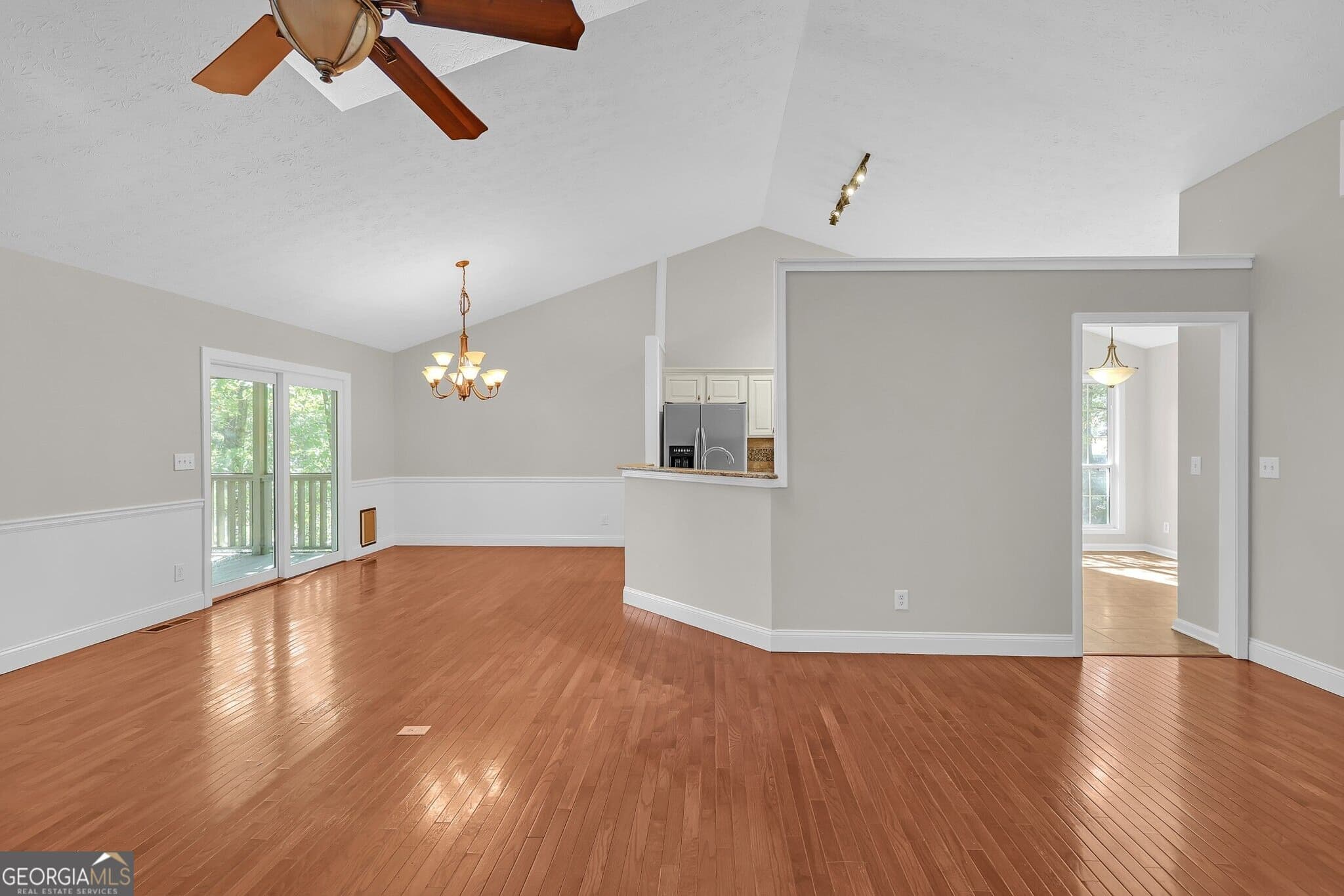 4 bedroom, 2 bathroom, 3,431 sq ft single family residence for sale at 5944 Williamsport Drive, Flowery Branch, GA 30542 — photo 5
