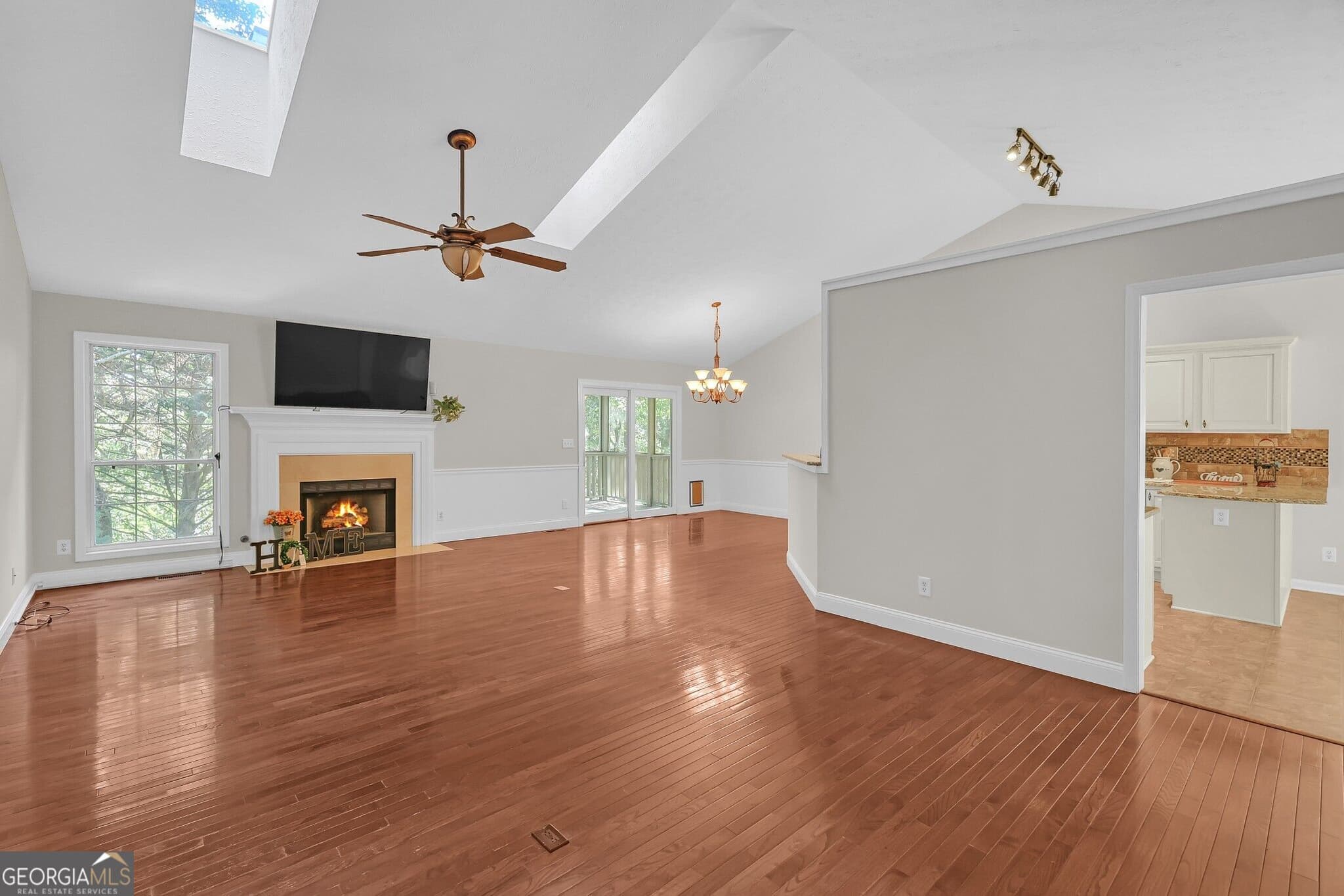 4 bedroom, 2 bathroom, 3,431 sq ft single family residence for sale at 5944 Williamsport Drive, Flowery Branch, GA 30542 — photo 4