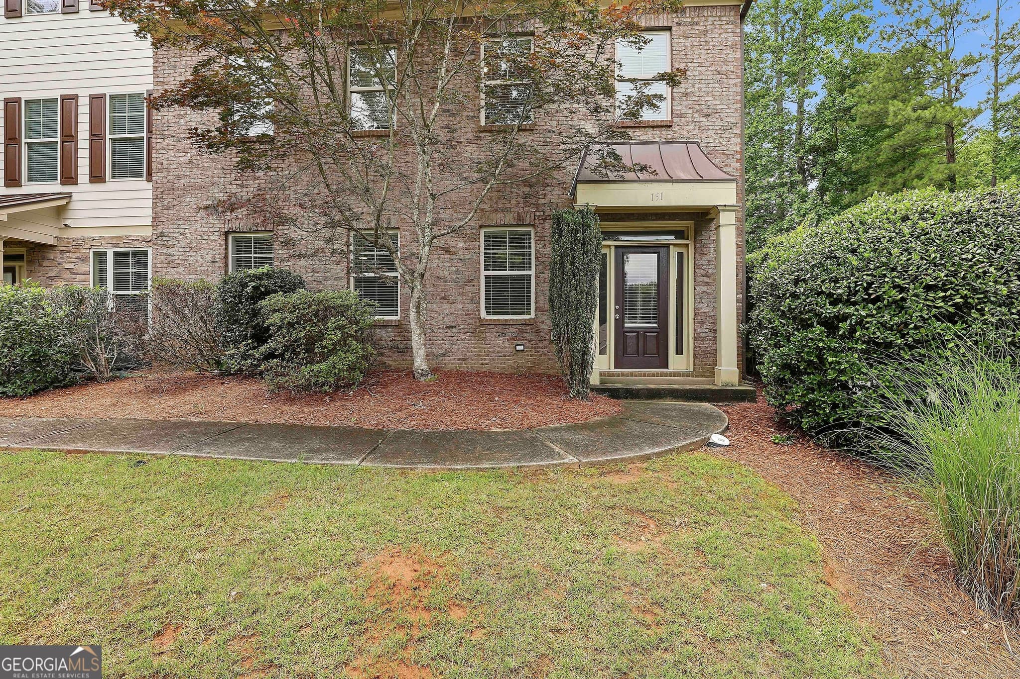 4 bedroom, 3.5 bathroom, 3,891 sq ft townhouse for sale at 151 Highwoods Parkway, Newnan, GA 30265 — photo 3