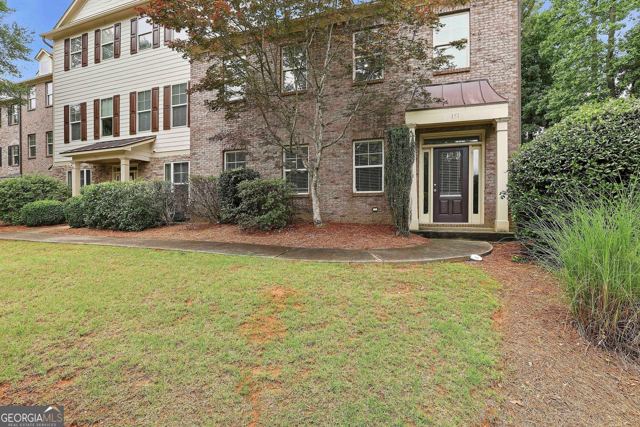 4 bedroom, 3.5 bathroom, 3,891 sq ft townhouse for sale at 151 Highwoods Parkway, Newnan, GA 30265 — photo 1 of 52