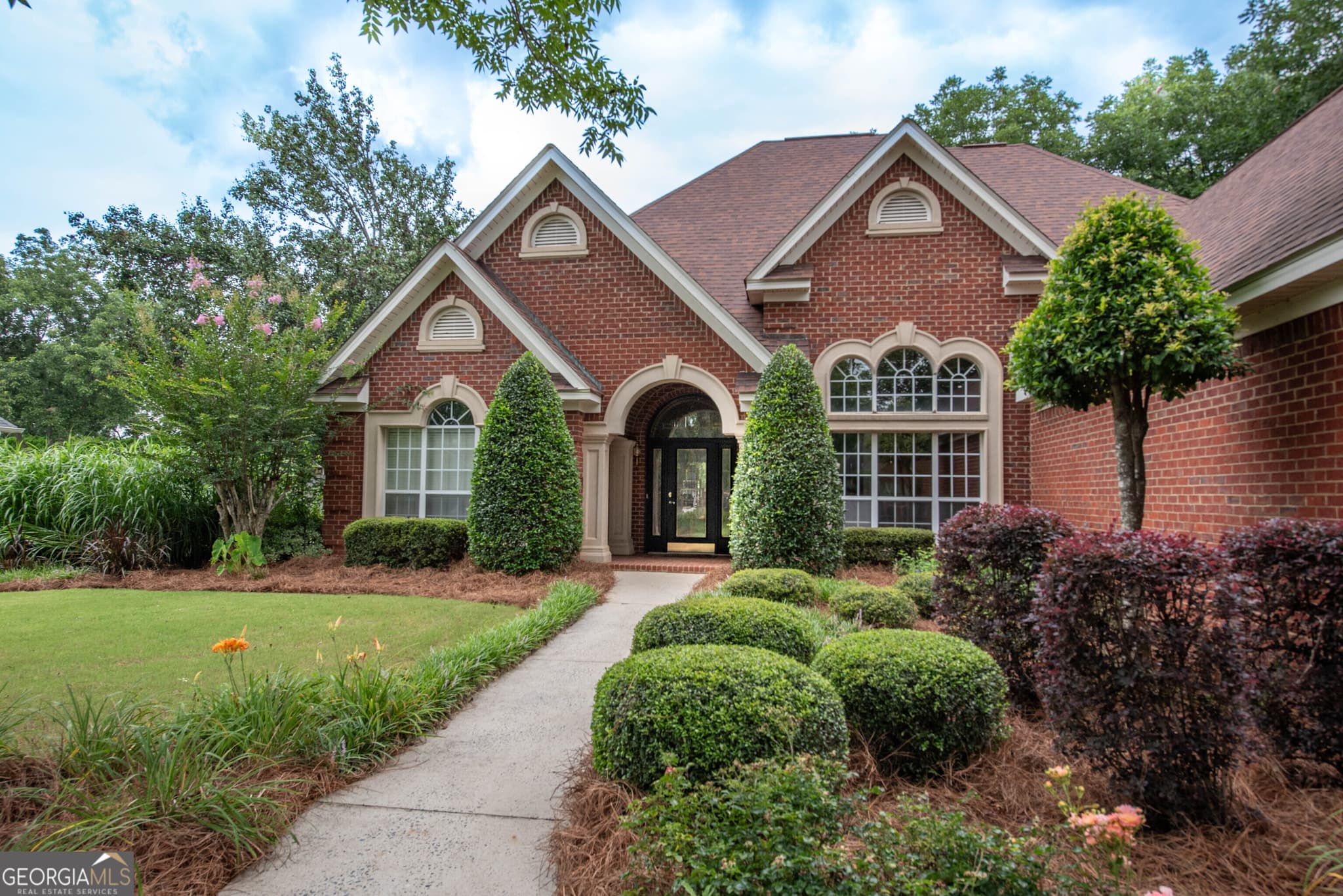4 bedroom, 3.5 bathroom, 3,107 sq ft single family residence for sale at 107 Arbor Lane, Centerville, GA 31028 — photo 4