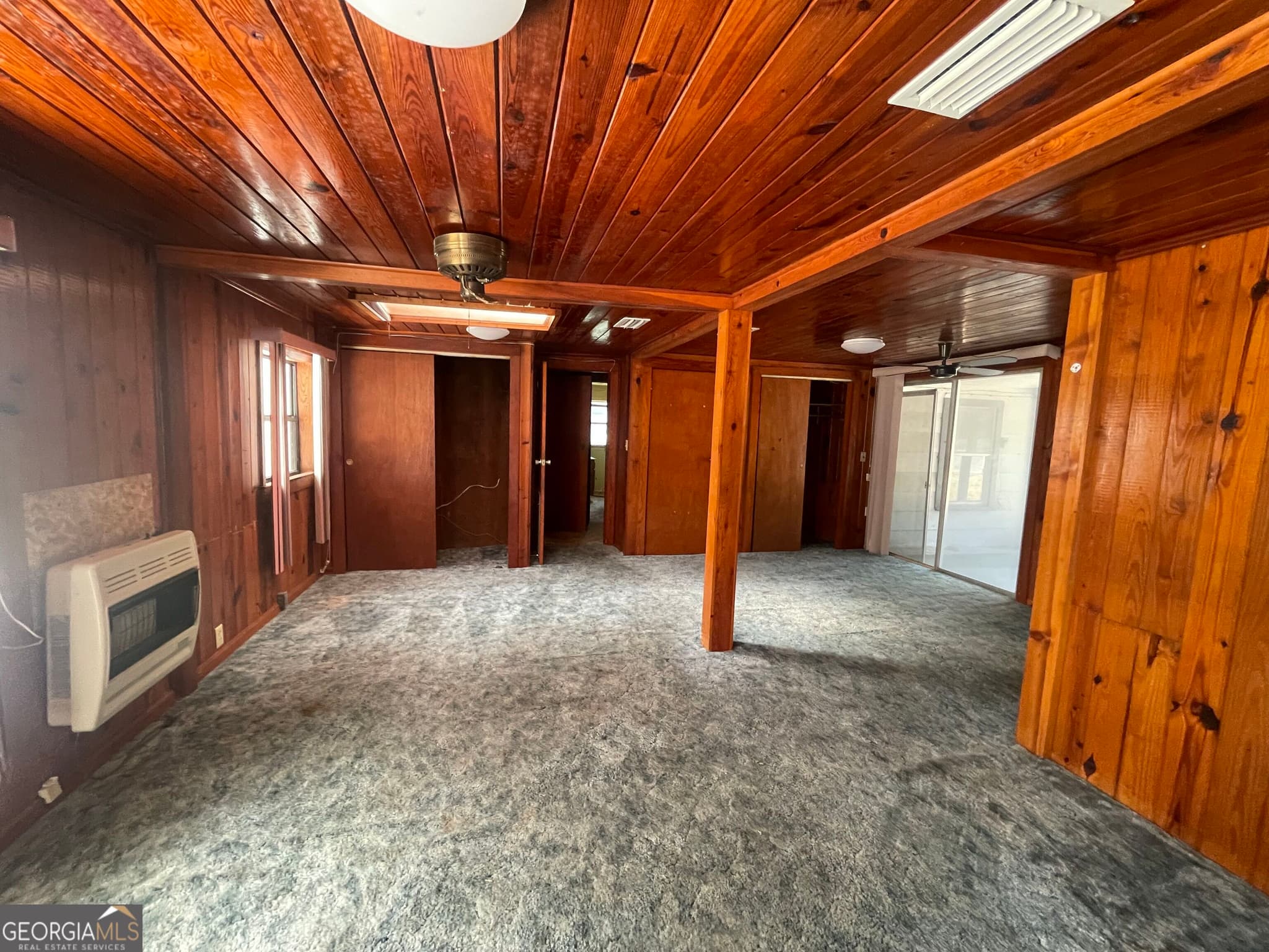 2 bedroom, 1.5 bathroom, 1,418 sq ft single family residence for sale at 140 N Boyce Street, Kingsland, GA 31548 — photo 2
