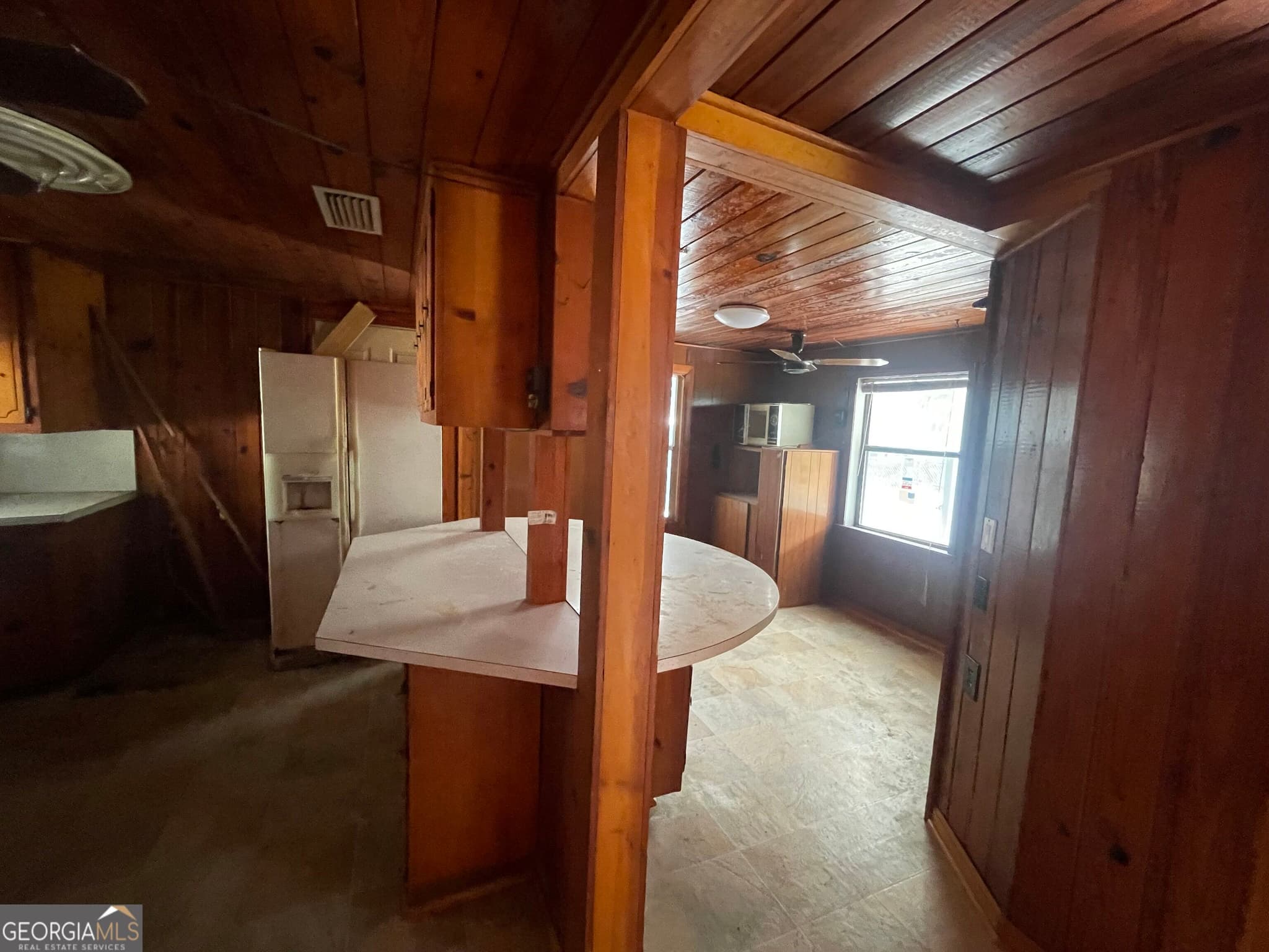 2 bedroom, 1.5 bathroom, 1,418 sq ft single family residence for sale at 140 N Boyce Street, Kingsland, GA 31548 — photo 3