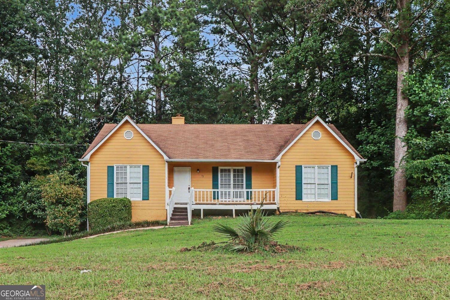 3 bedroom, 2 bathroom, 1,372 sq ft single family residence for sale at 72 Amber Way, Dallas, GA 30157 — photo 1 of 20