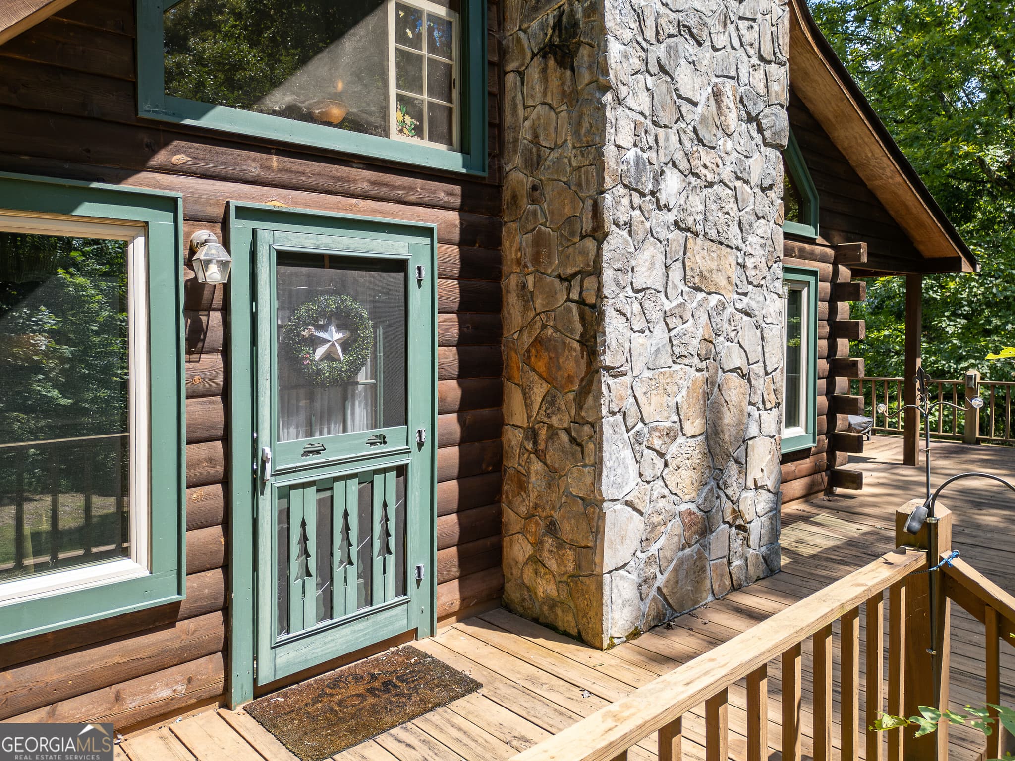 2 bedroom, 2 bathroom, 1,242 sq ft cabin,single family residence for sale at 525 Beaver Ridge Road, Murphy, NC 28906 — photo 3