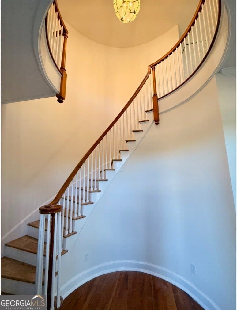 6 bedroom, 4.5 bathroom, 4,600 sq ft single family residence for sale at 1012 Mount Vernon Road, Vidalia, GA 30474 — photo 3