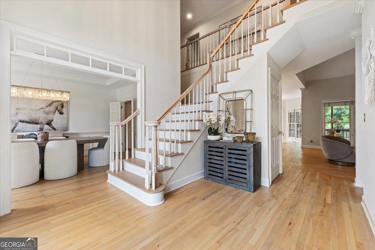 6 bedroom, 4.5 bathroom, 5,905 sq ft single family residence for sale at 9170 Nesbit Lakes Drive, Alpharetta, GA 30022 — photo 10