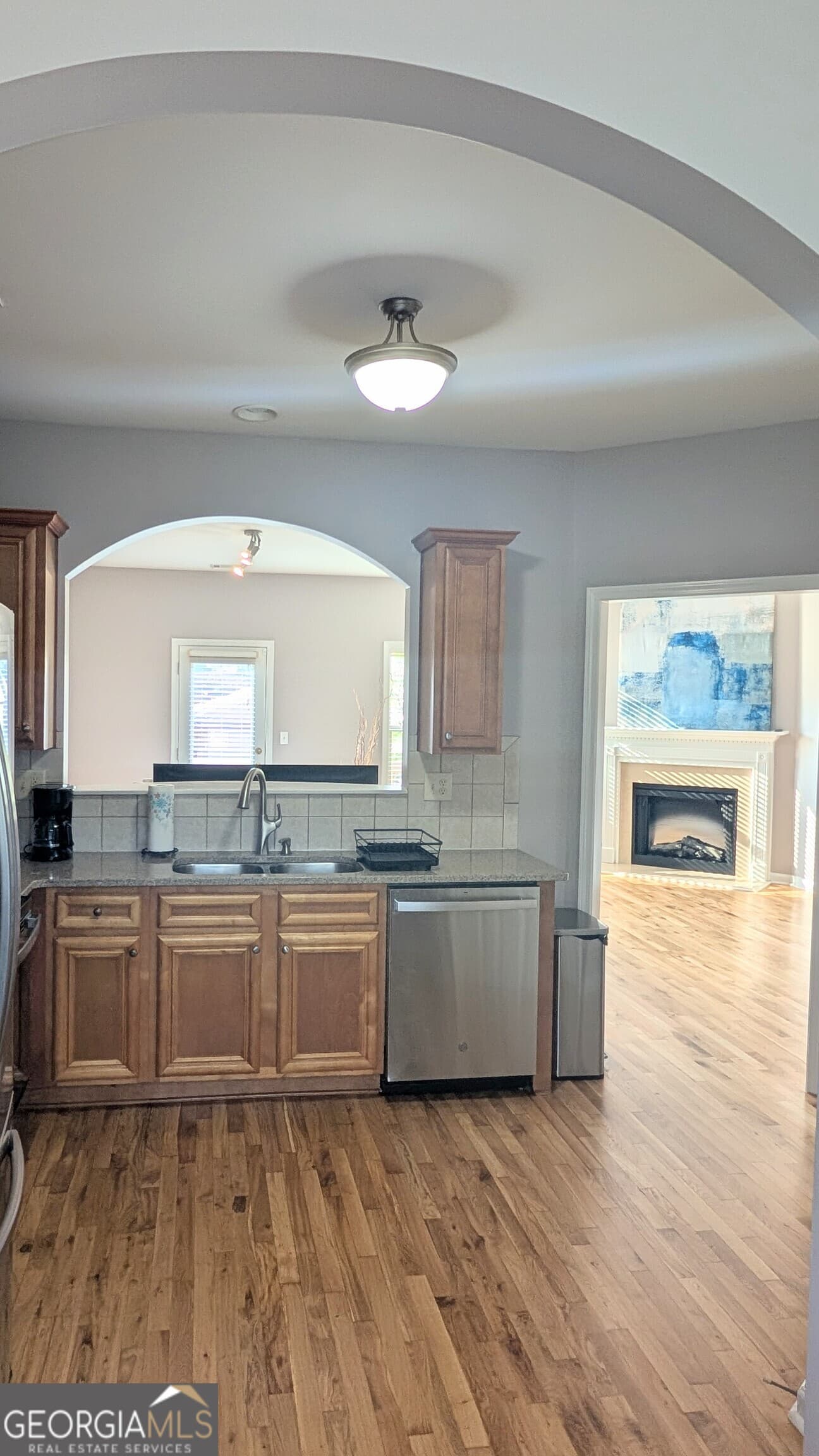 3 bedroom, 3.5 bathroom, 2,476 sq ft townhouse for sale at 3150 Thorngate Court, Snellville, GA 30078 — photo 7