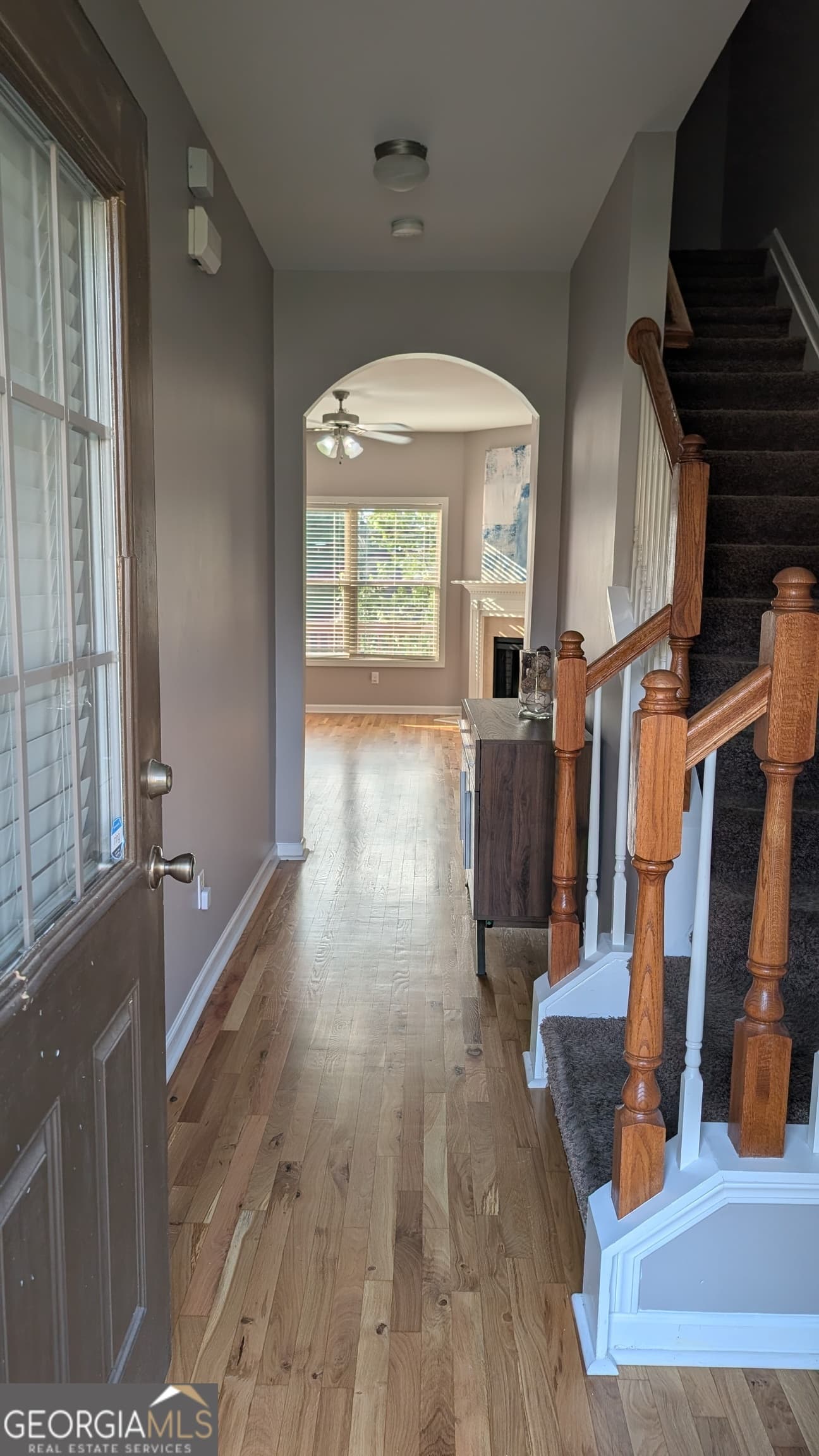 3 bedroom, 3.5 bathroom, 2,476 sq ft townhouse for sale at 3150 Thorngate Court, Snellville, GA 30078 — photo 3
