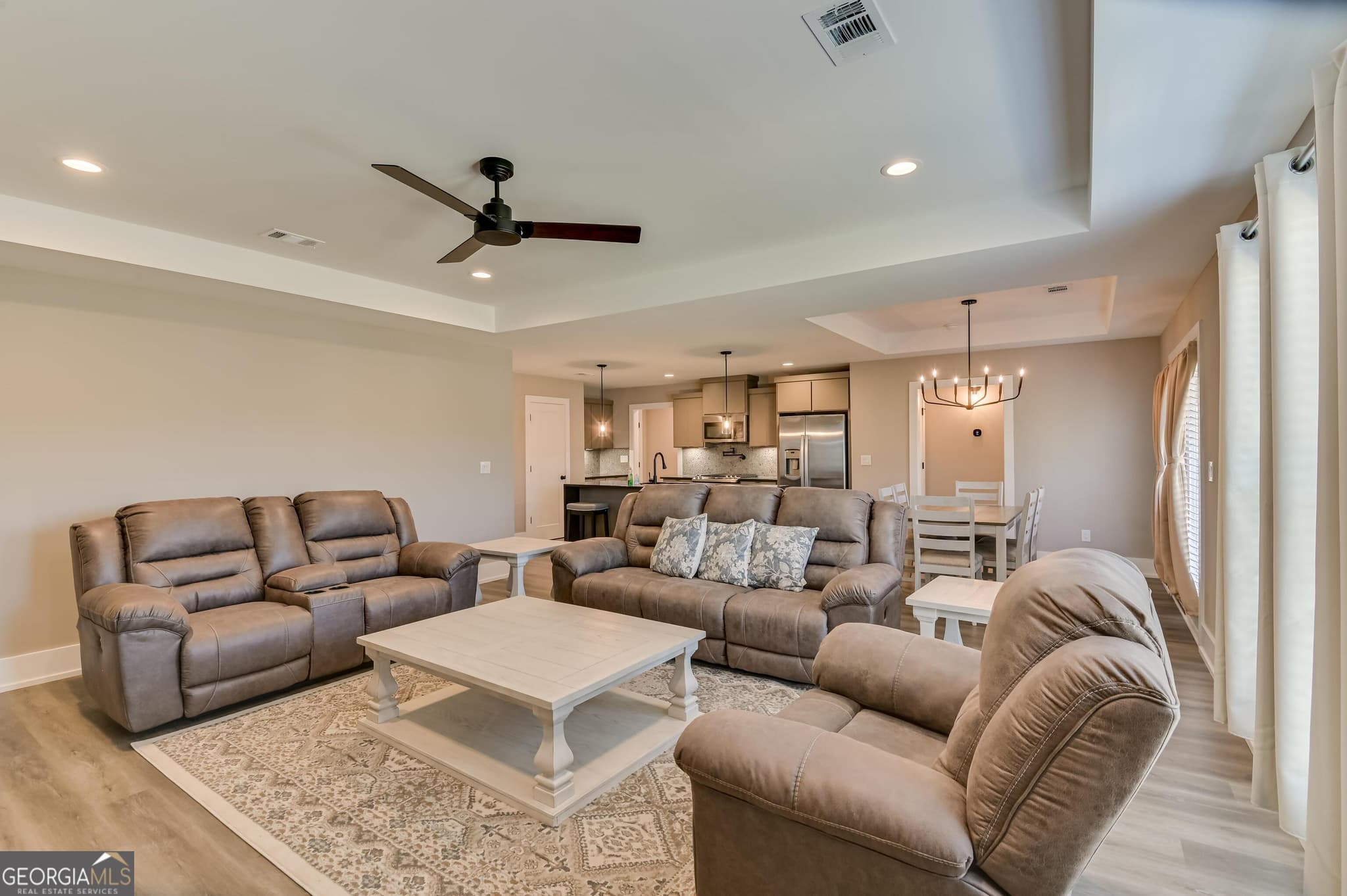 3 bedroom, 2 bathroom, 1,622 sq ft single family residence for sale at 2382 Bundoran Drive, Grovetown, GA 30813 — photo 2