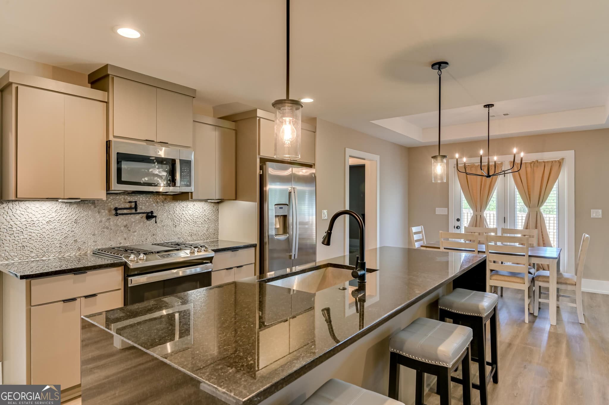 3 bedroom, 2 bathroom, 1,622 sq ft single family residence for sale at 2382 Bundoran Drive, Grovetown, GA 30813 — photo 7