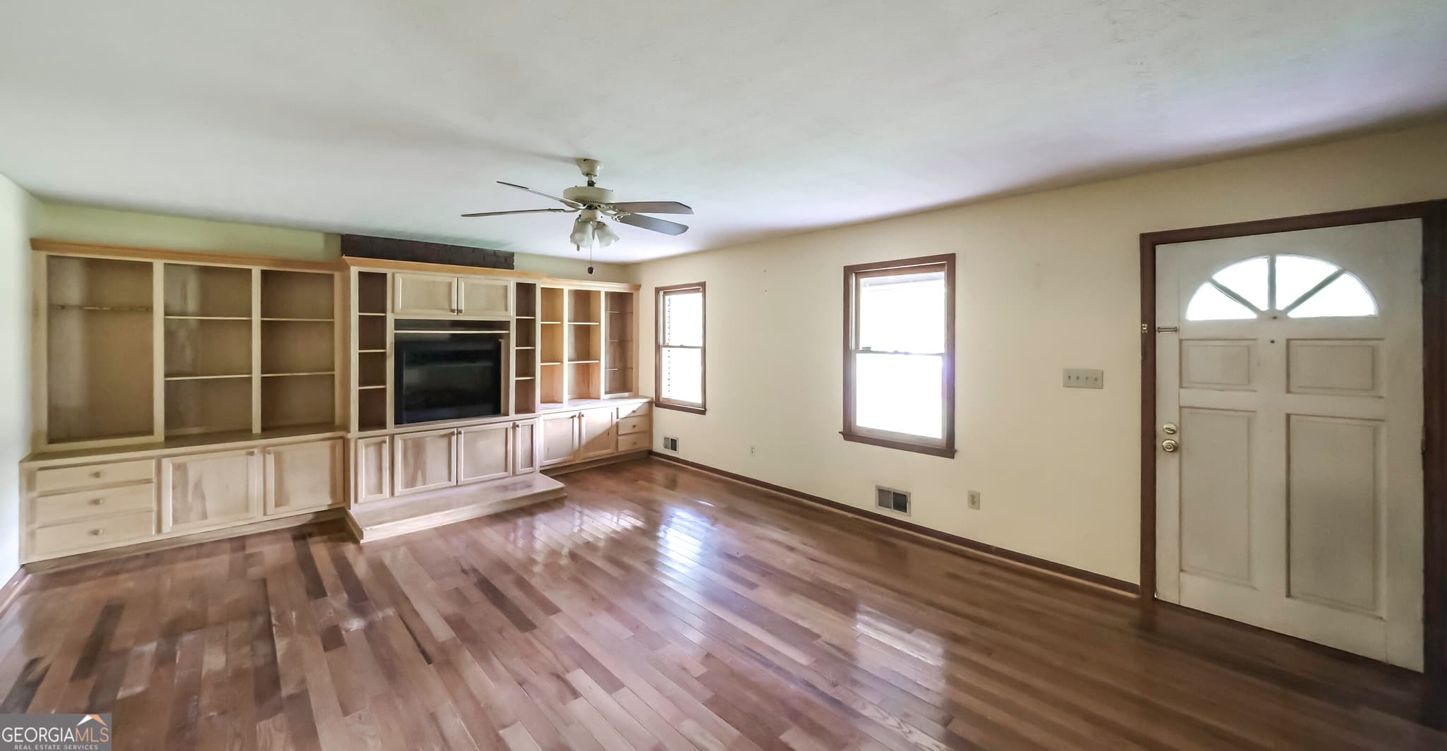 3 bedroom, 2.5 bathroom, 2,106 sq ft mixed use for sale at 5060 Big A Road, Douglasville, GA 30135 — photo 5