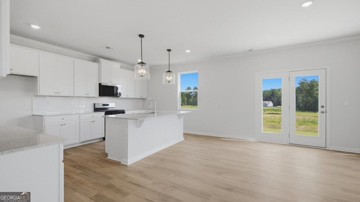 4 bedroom, 3.5 bathroom, 2,890 sq ft single family residence for sale at 211 Plantain Drive, Villa Rica, GA 30180 — photo 5
