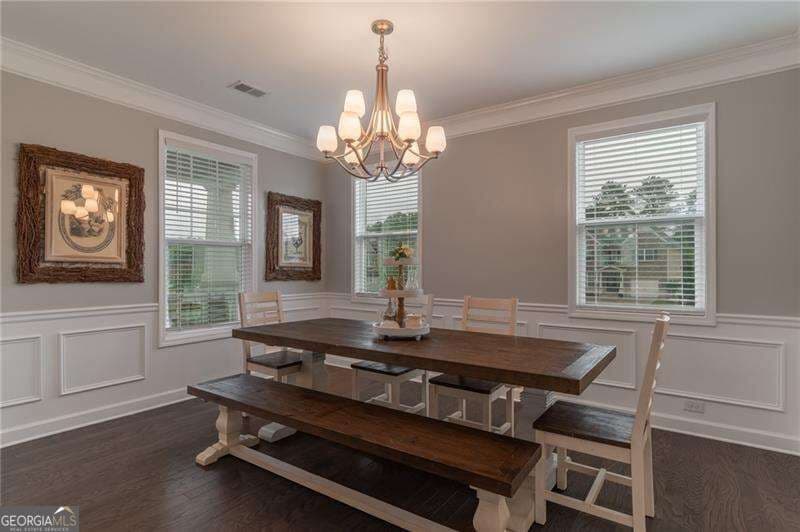5 bedroom, 4 bathroom, 4,268 sq ft single family residence for sale at 301 Cochin Drive, Woodstock, GA 30188 — photo 9