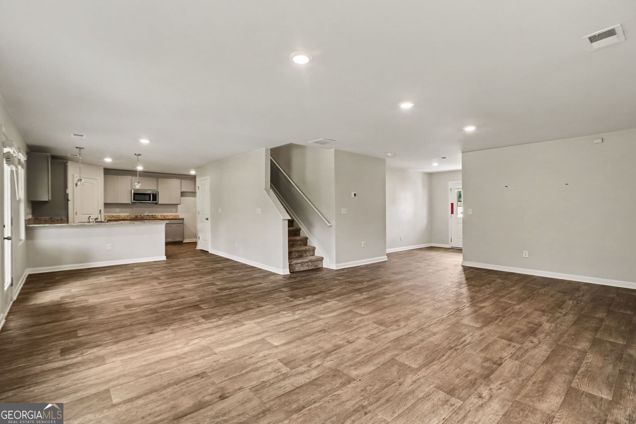 4 bedroom, 2.5 bathroom, 2,382 sq ft single family residence for sale at 344 Lusitano Trace, Hogansville, GA 30230 — photo 5