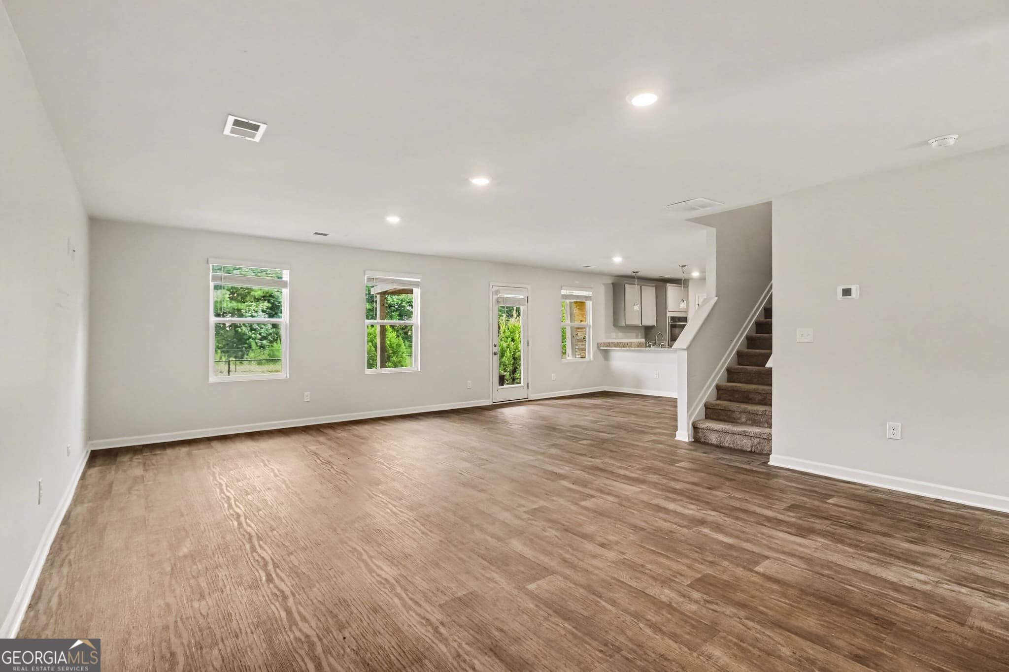4 bedroom, 2.5 bathroom, 2,382 sq ft single family residence for sale at 344 Lusitano Trace, Hogansville, GA 30230 — photo 4