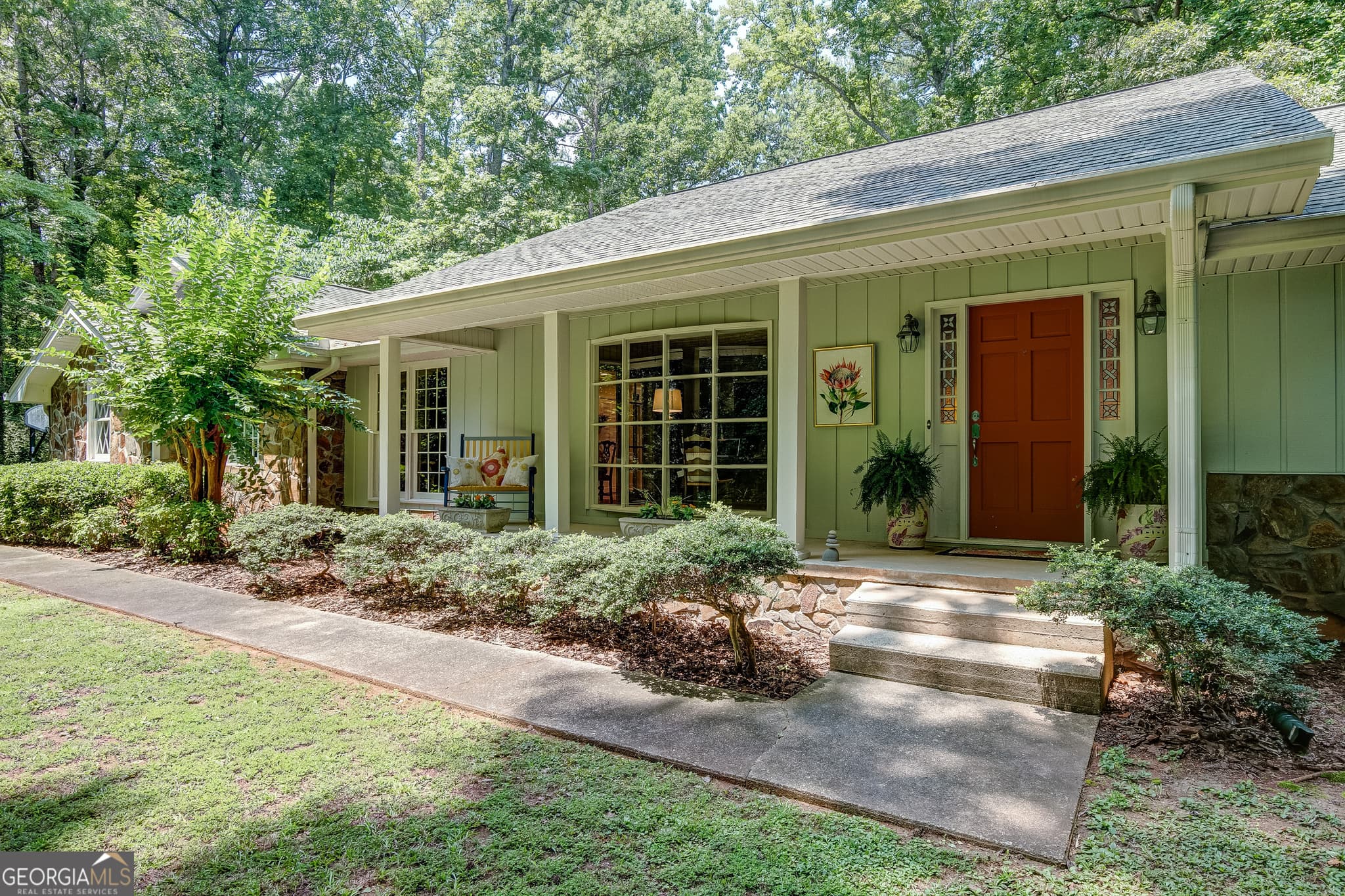 4 bedroom, 3.5 bathroom, 4,510 sq ft single family residence for sale at 2201 Highway 92, Fayetteville, GA 30215 — photo 4