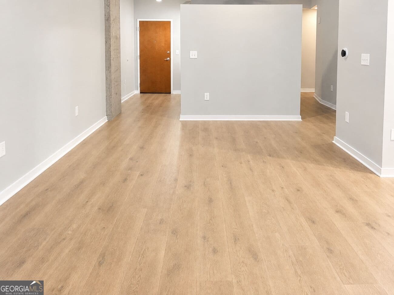 1 bedroom, 1 bathroom, 792 sq ft condominium for sale at 250 Pharr Road 1914, Atlanta, GA 30305 — photo 6