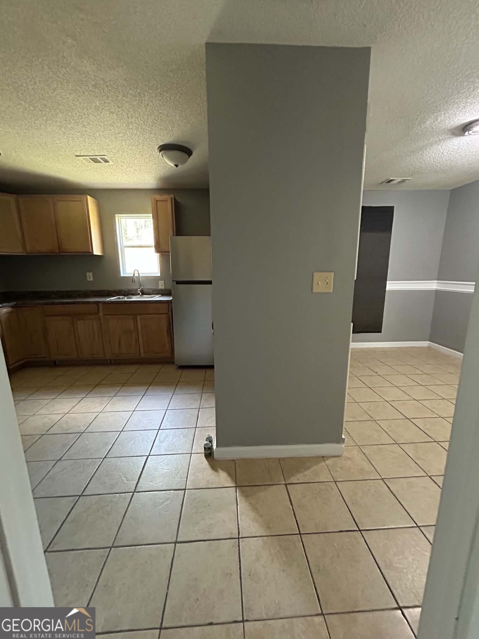 3 bedroom, 2 bathroom, 1,242 sq ft single family residence for rent at 460 Elm Street, Macon, GA 31201 for $1,300 a month — photo 10
