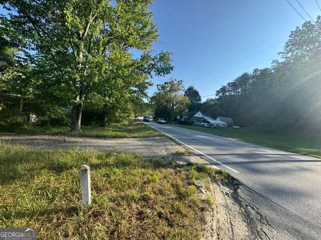 2 bedroom, 1 bathroom, 1,384 sq ft single family residence for sale at 57 Spruce Street, Mineral Bluff, GA 30559 — photo 3
