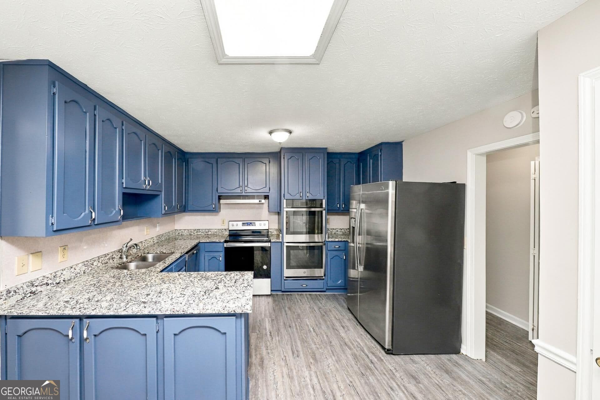 3 bedroom, 2 bathroom, 3,298 sq ft single family residence for sale at 4339 Dutch Lane, Douglasville, GA 30135 — photo 6