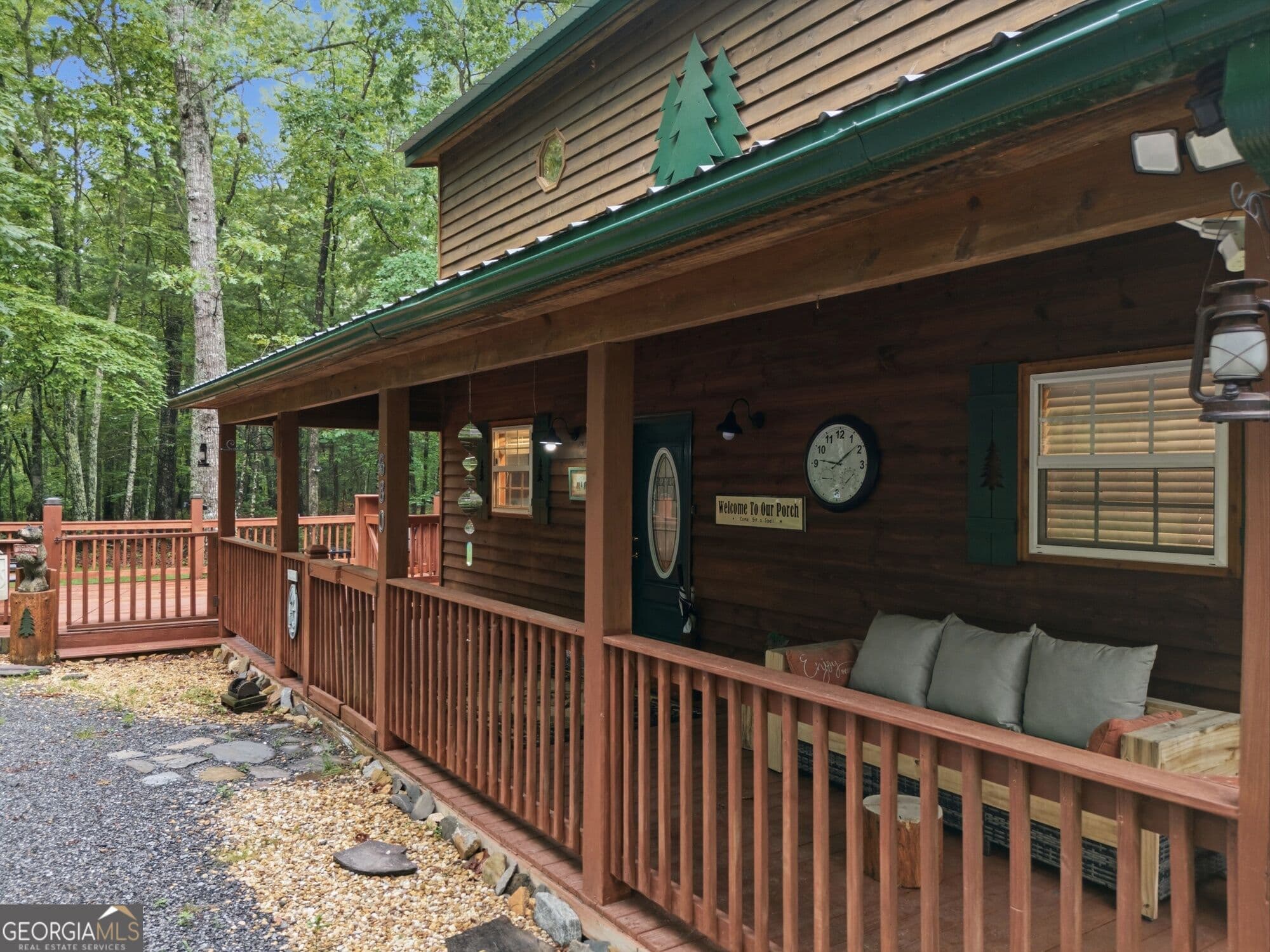 2 bedroom, 2 bathroom cabin,single family residence for sale at 680 Hawthorne Lane, Murphy, NC 28906 — photo 4