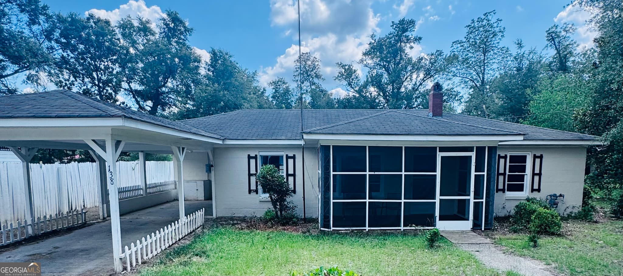 3 bedroom, 1 bathroom, 1,040 sq ft single family residence under contract at 138 Register Avenue, Reidsville, GA 30453 — photo 2