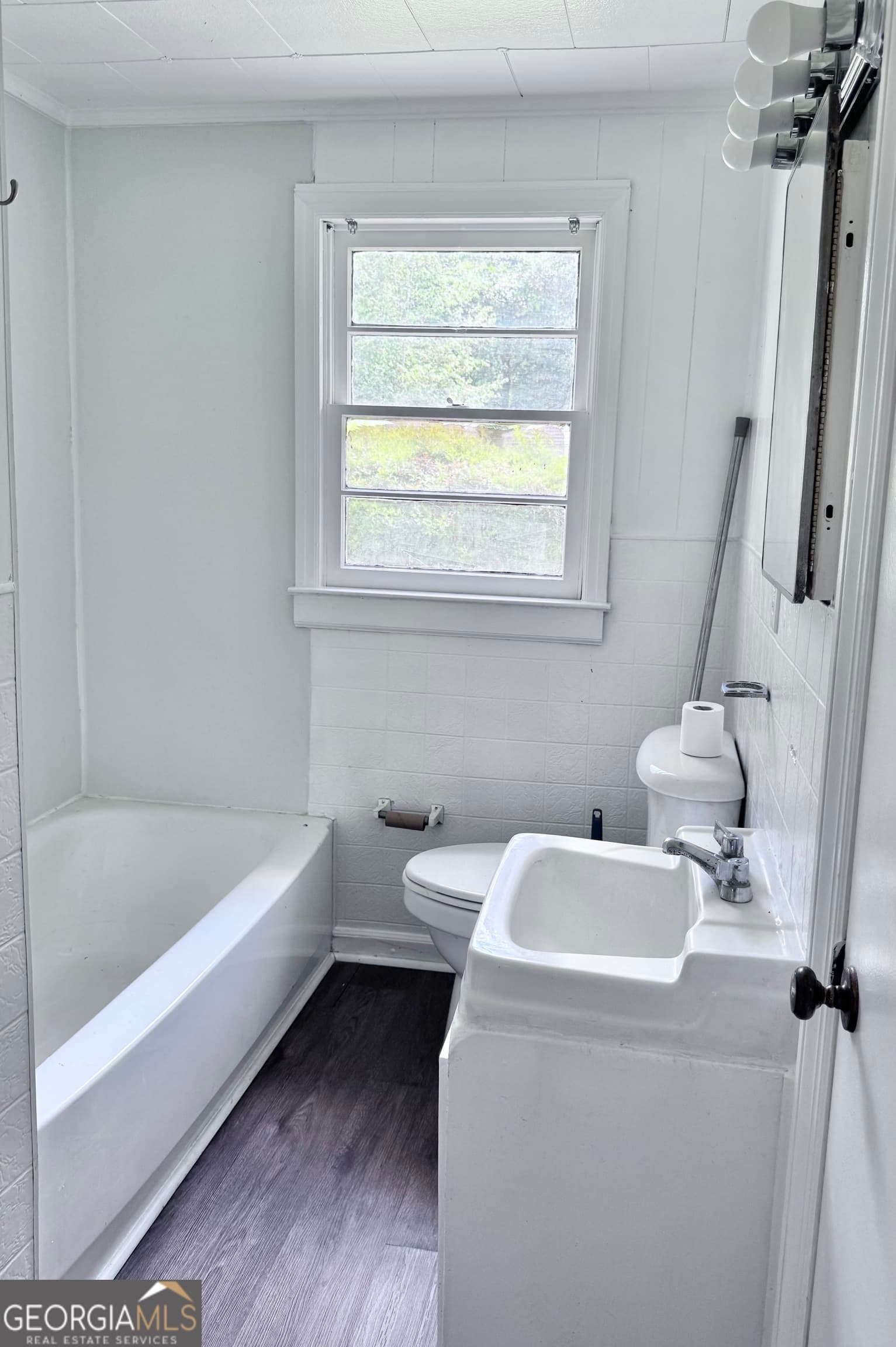 3 bedroom, 1 bathroom, 1,040 sq ft single family residence under contract at 138 Register Avenue, Reidsville, GA 30453 — photo 8