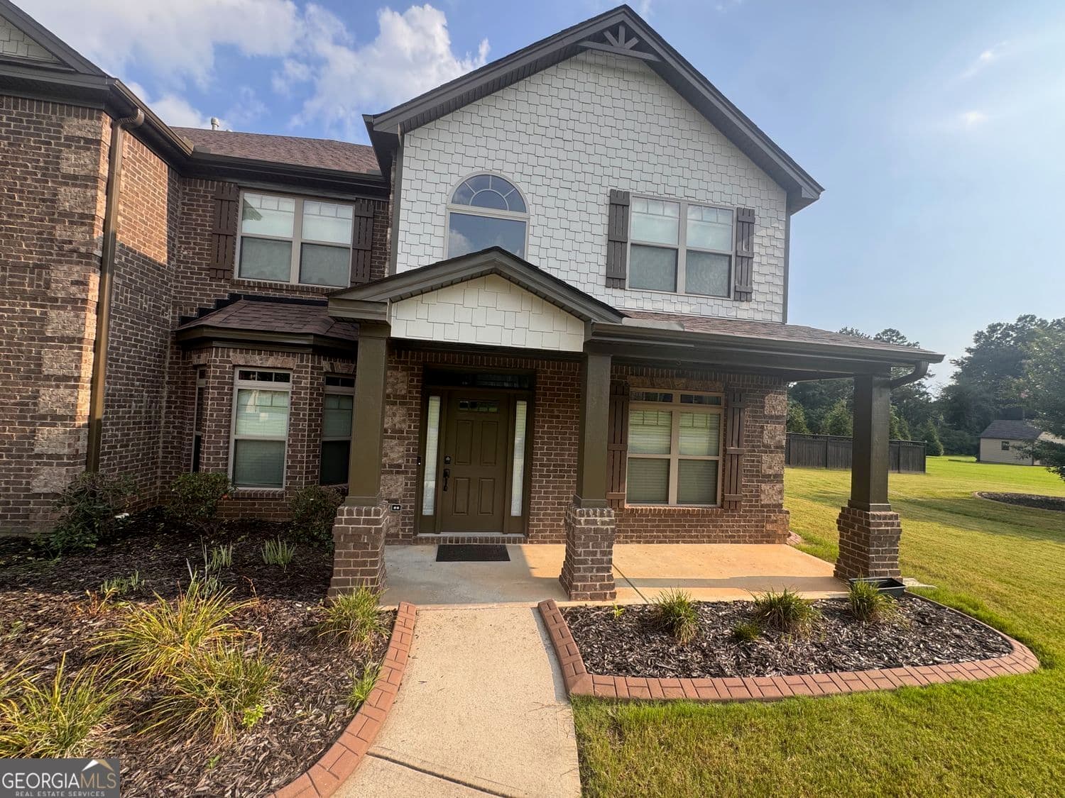 5 bedroom, 4 bathroom, 4,304 sq ft single family residence for sale at 130 Ravens Landing, Fayetteville, GA 30215 — photo 6