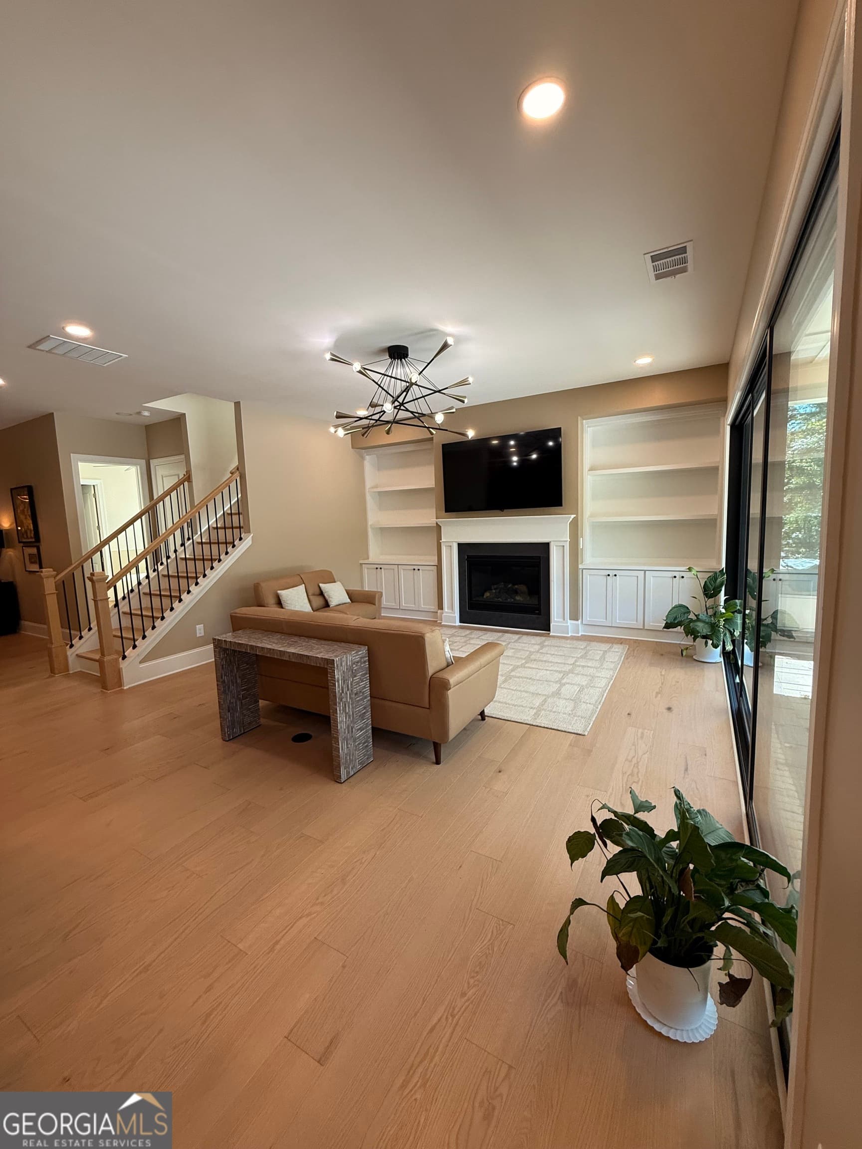 4 bedroom, 3.5 bathroom, 3,187 sq ft single family residence for sale at 6230 BANNISTER VIEW Court, Cumming, GA 30028 — photo 3