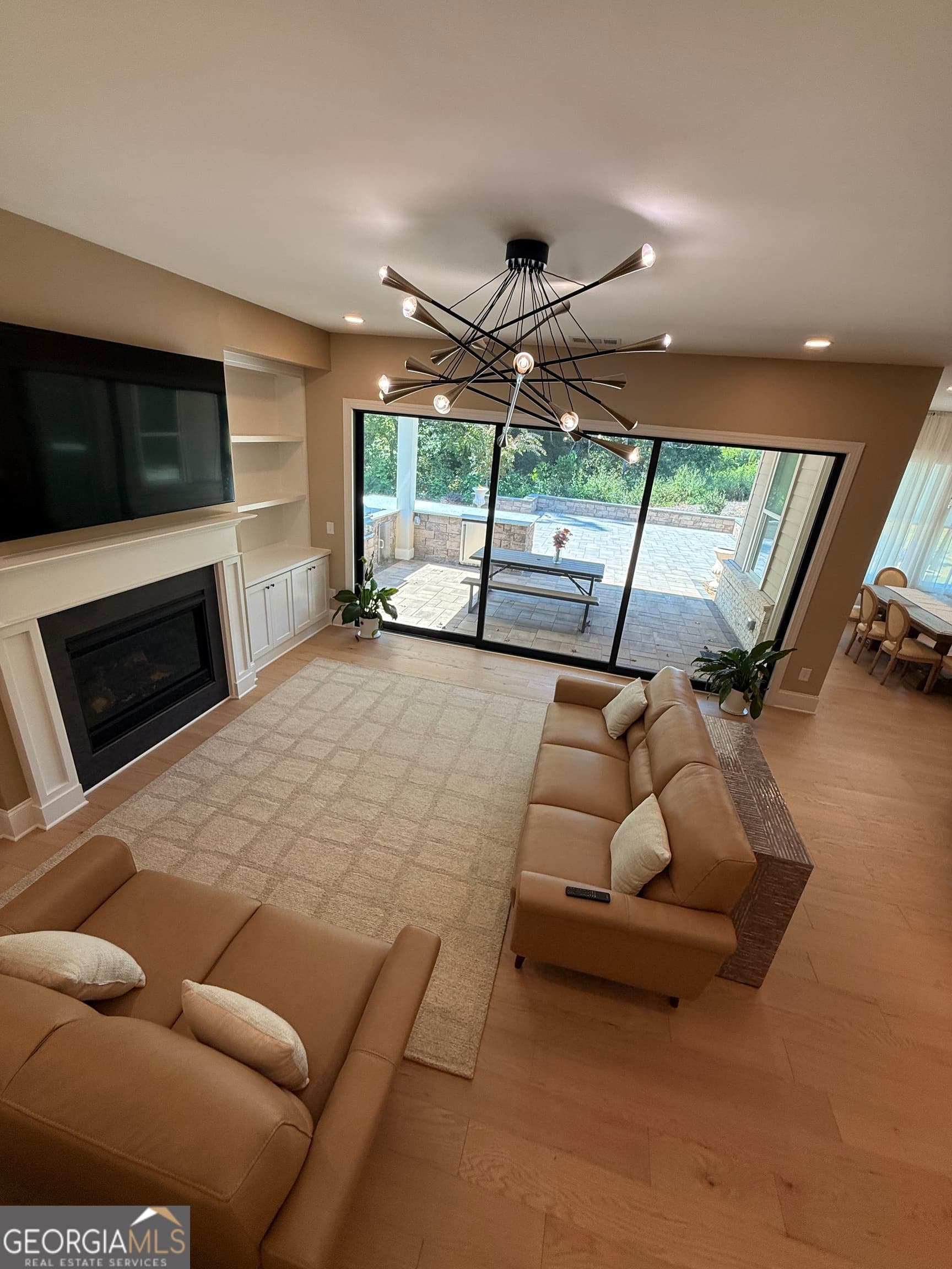 4 bedroom, 3.5 bathroom, 3,187 sq ft single family residence for sale at 6230 BANNISTER VIEW Court, Cumming, GA 30028 — photo 5