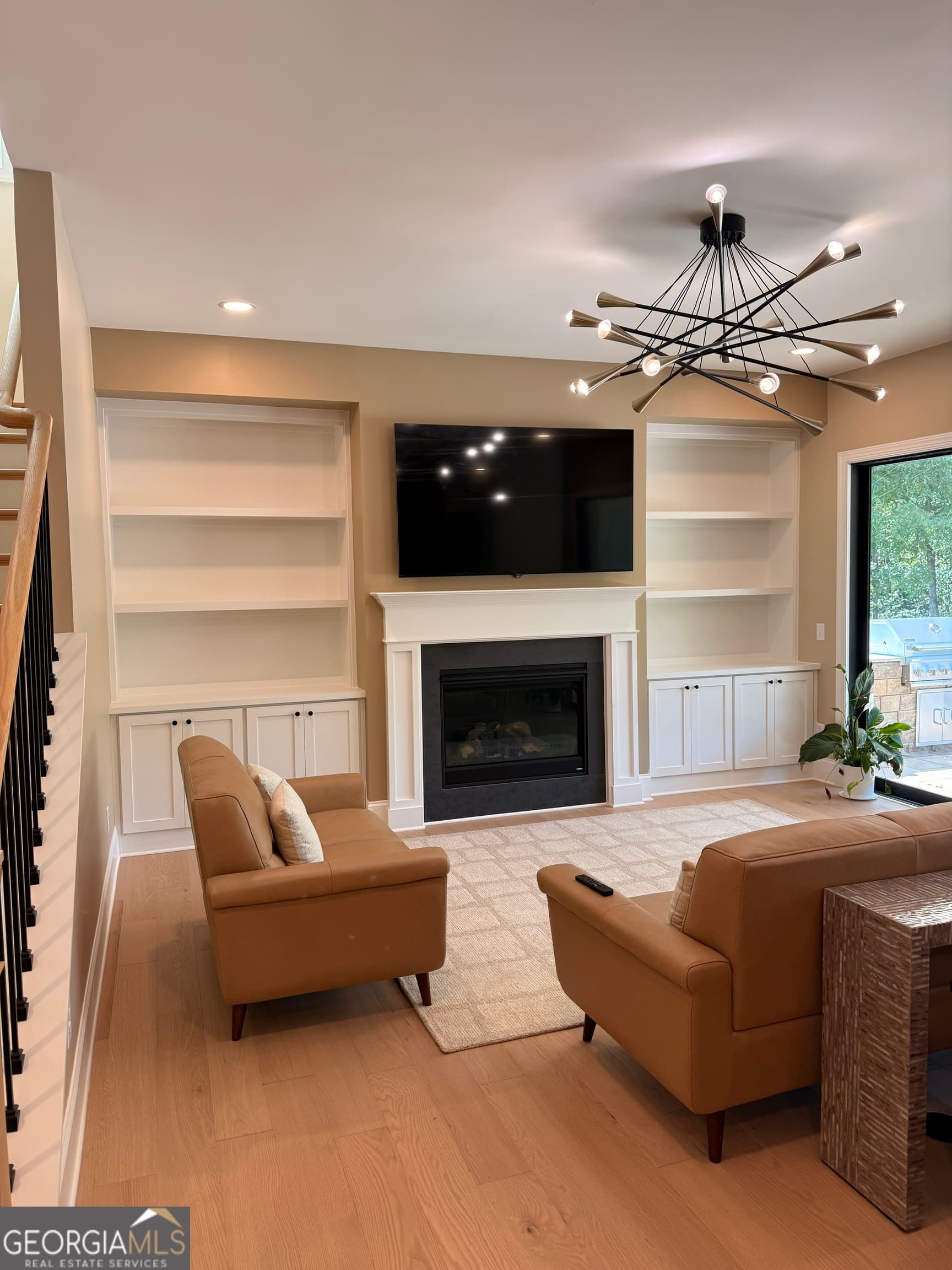 4 bedroom, 3.5 bathroom, 3,187 sq ft single family residence for sale at 6230 BANNISTER VIEW Court, Cumming, GA 30028 — photo 4