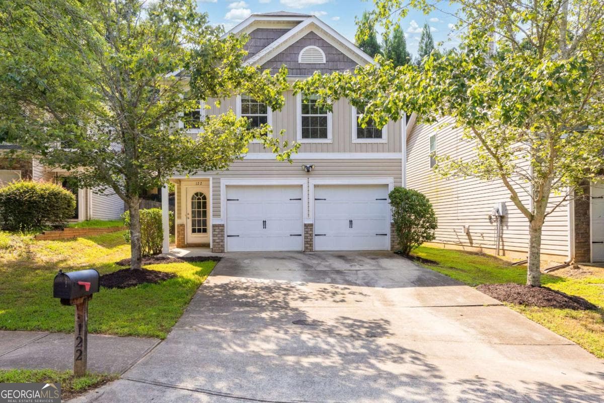 4 bedroom, 2.5 bathroom, 2,320 sq ft single family residence for sale at 122 Hidden Creek, Canton, GA 30114 — photo 2